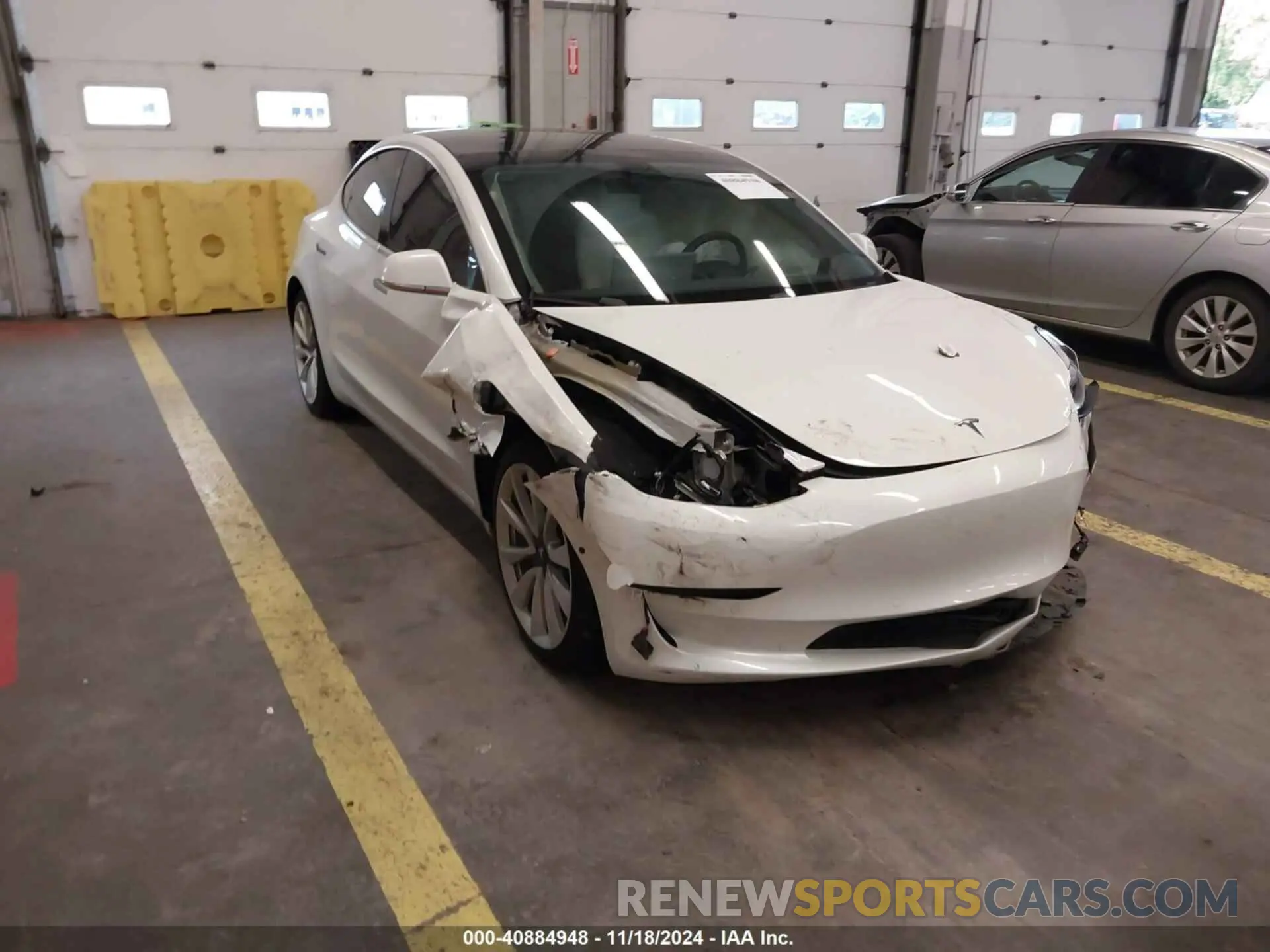 1 Photograph of a damaged car 5YJ3E1EB9LF742756 TESLA MODEL 3 2020