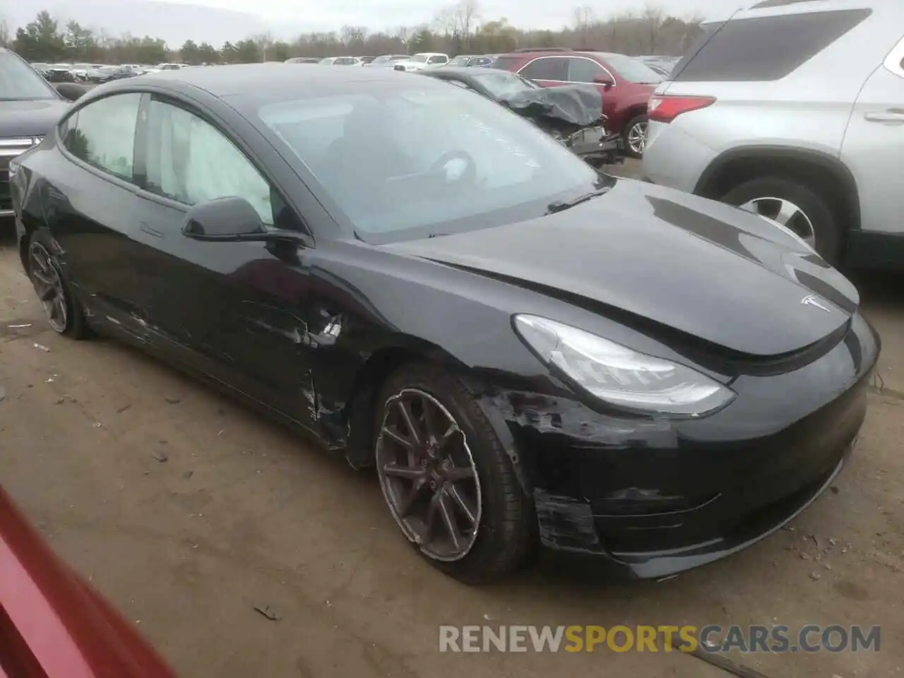 4 Photograph of a damaged car 5YJ3E1EB9LF744359 TESLA MODEL 3 2020