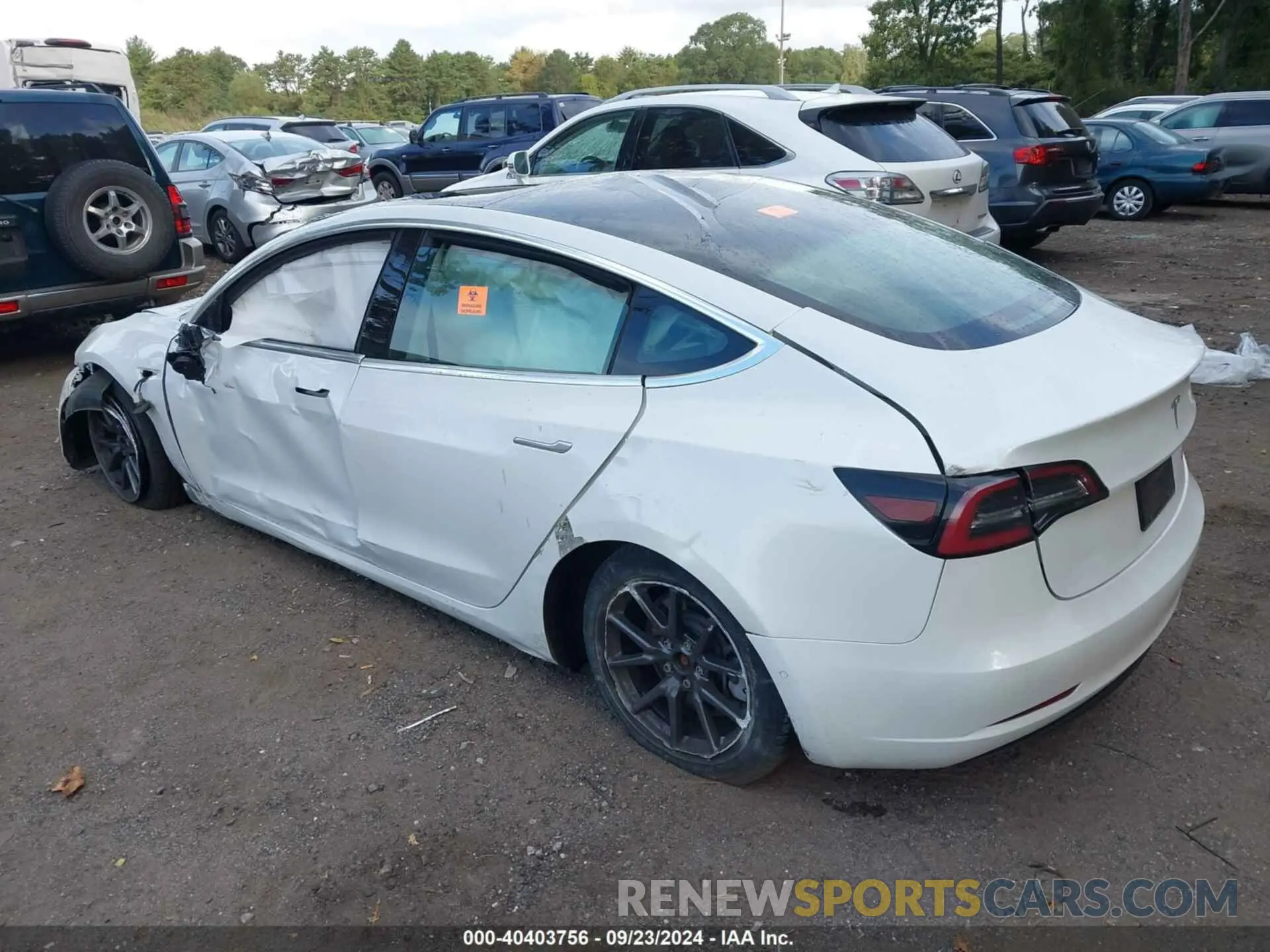 3 Photograph of a damaged car 5YJ3E1EB9LF744717 TESLA MODEL 3 2020
