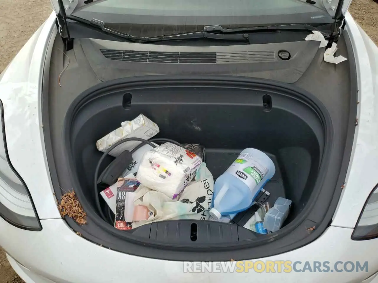 11 Photograph of a damaged car 5YJ3E1EB9LF746483 TESLA MODEL 3 2020
