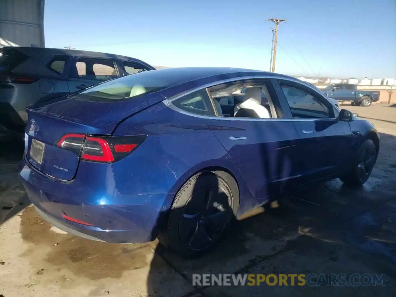 3 Photograph of a damaged car 5YJ3E1EB9LF769701 TESLA MODEL 3 2020