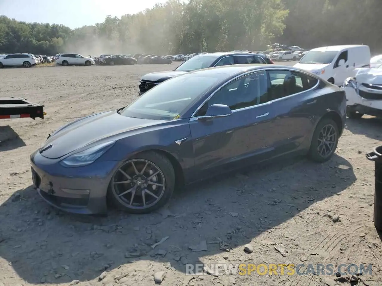 1 Photograph of a damaged car 5YJ3E1EB9LF782934 TESLA MODEL 3 2020
