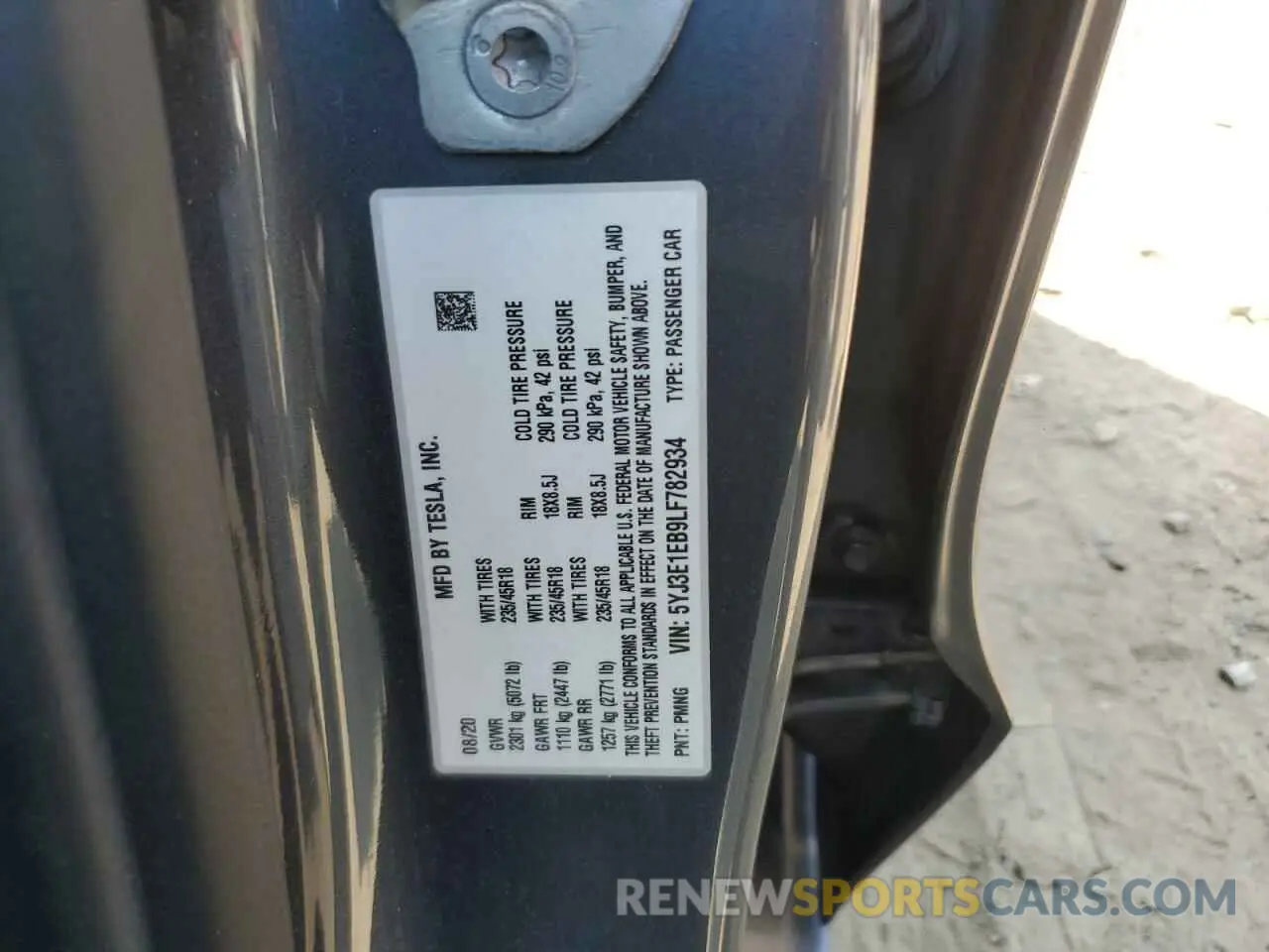 13 Photograph of a damaged car 5YJ3E1EB9LF782934 TESLA MODEL 3 2020
