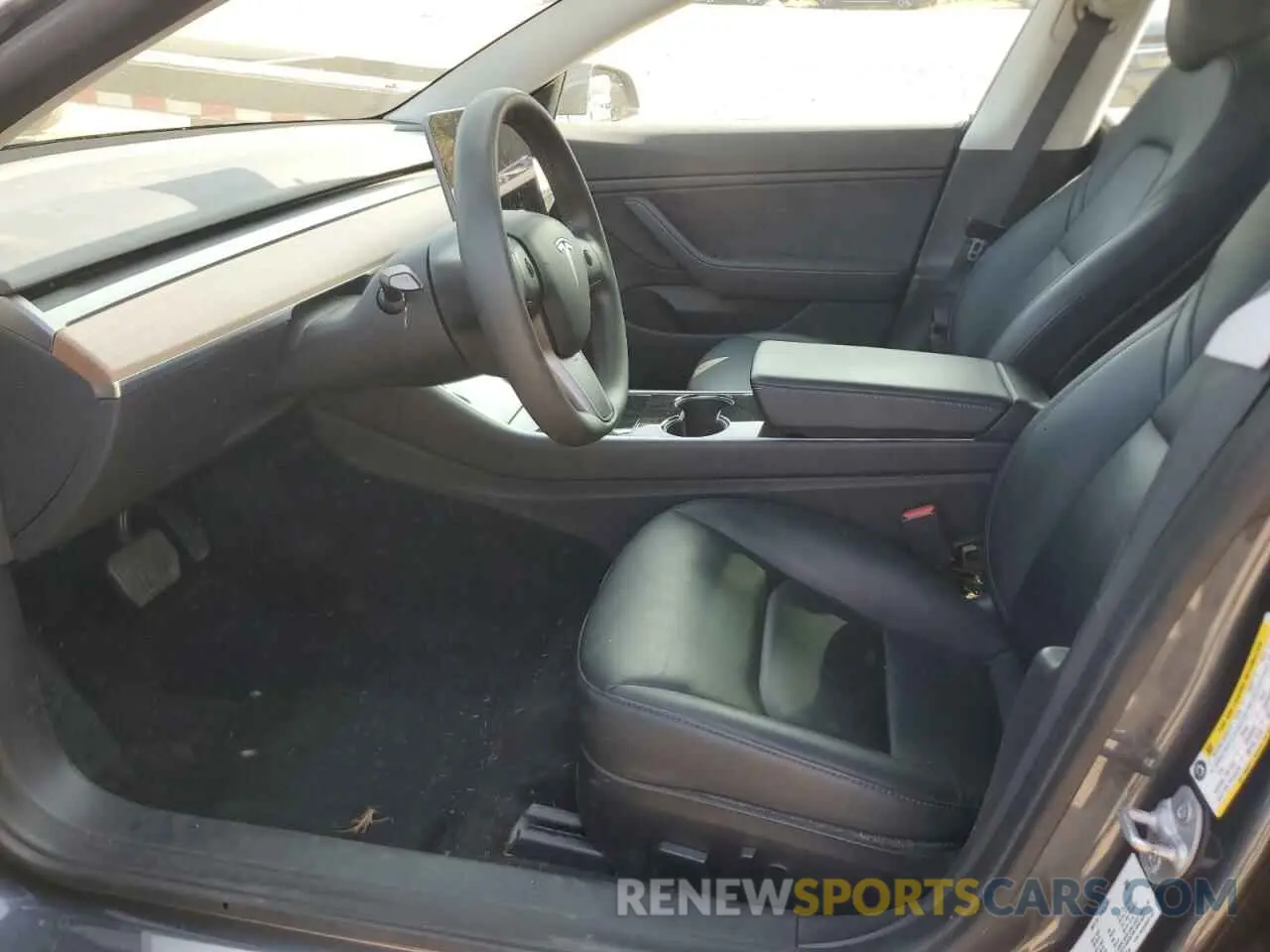 7 Photograph of a damaged car 5YJ3E1EB9LF782934 TESLA MODEL 3 2020