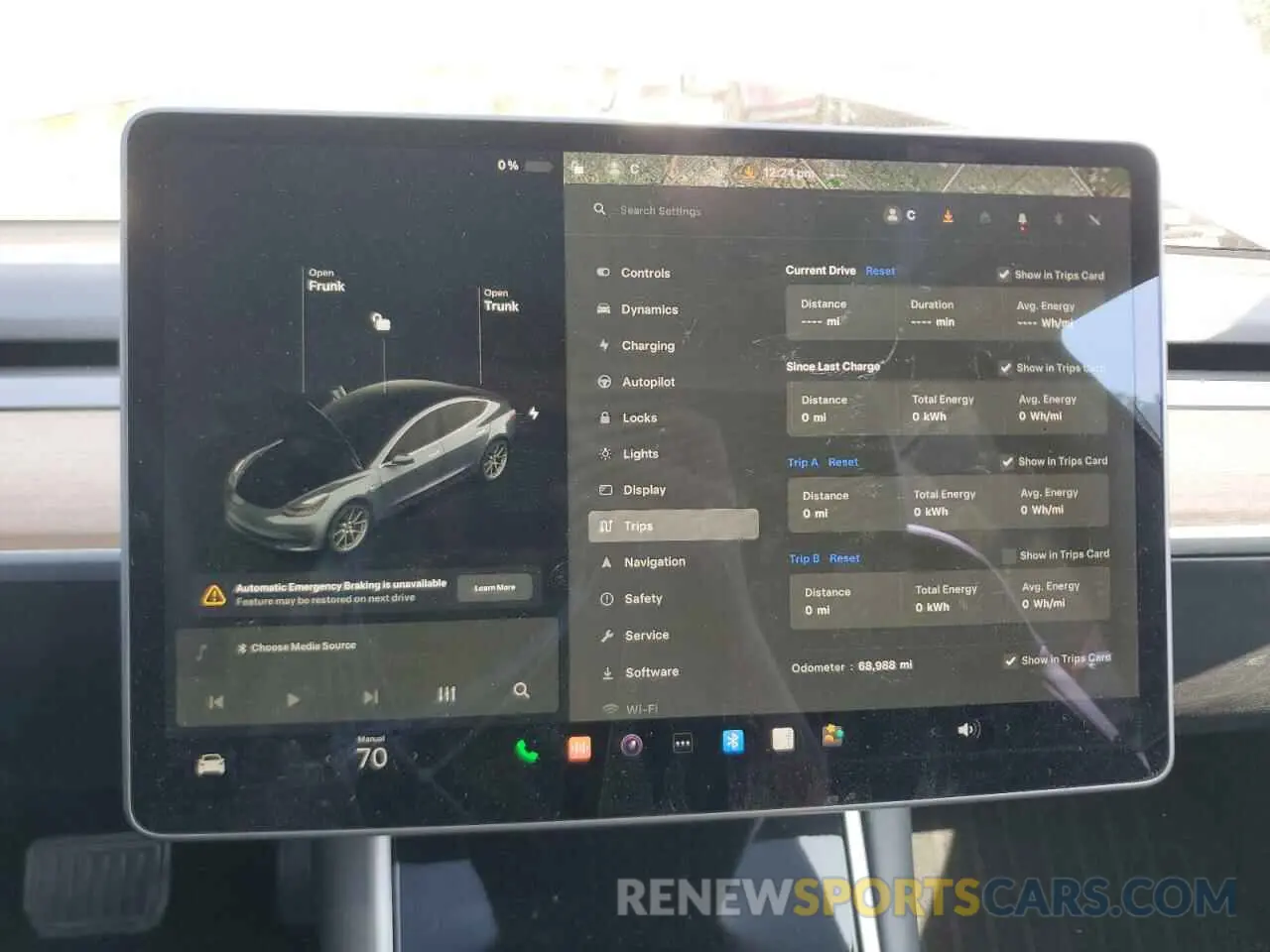 9 Photograph of a damaged car 5YJ3E1EB9LF782934 TESLA MODEL 3 2020
