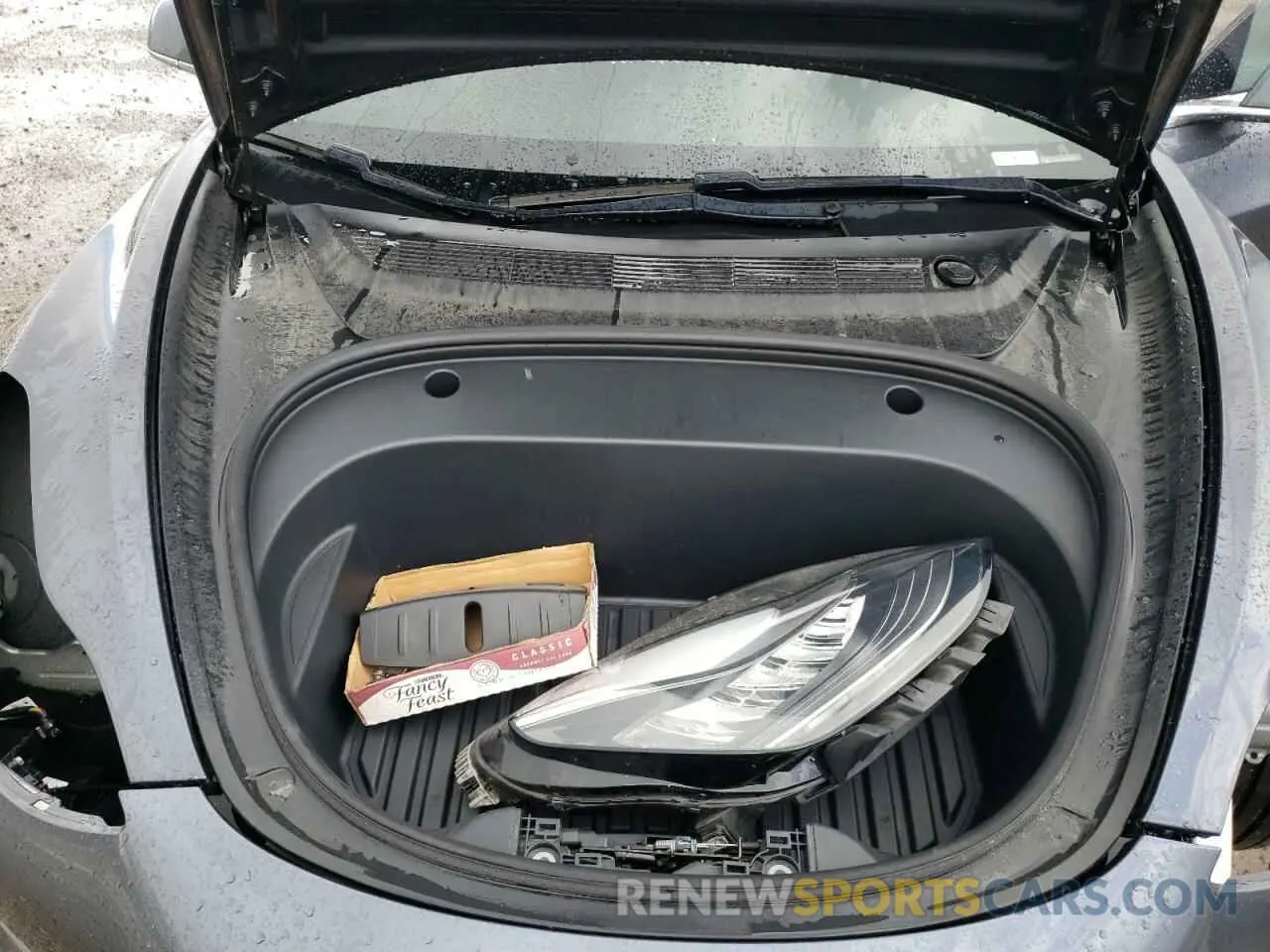 11 Photograph of a damaged car 5YJ3E1EB9LF787406 TESLA MODEL 3 2020