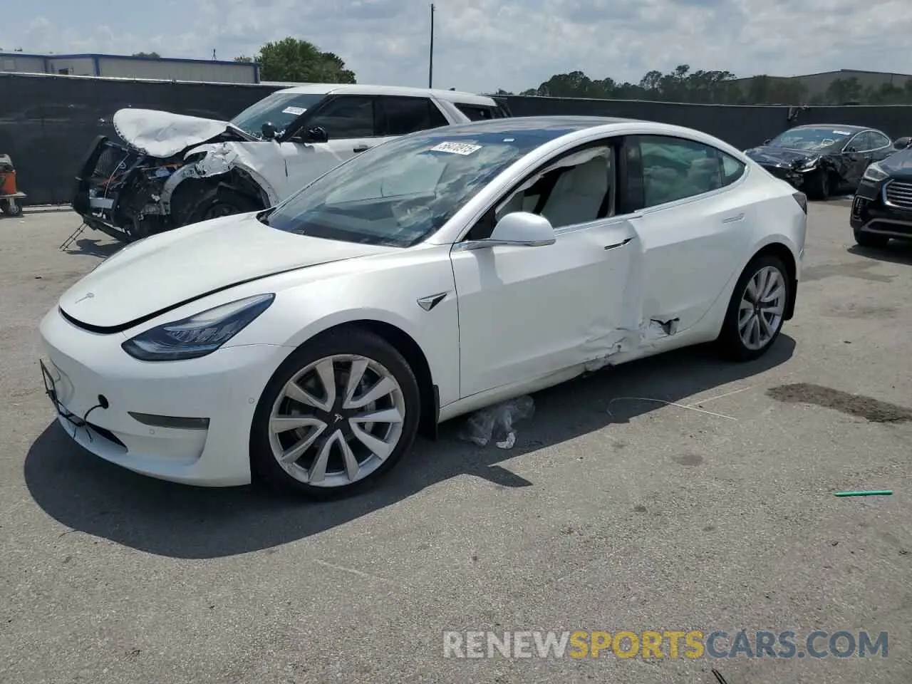 1 Photograph of a damaged car 5YJ3E1EB9LF788006 TESLA MODEL 3 2020