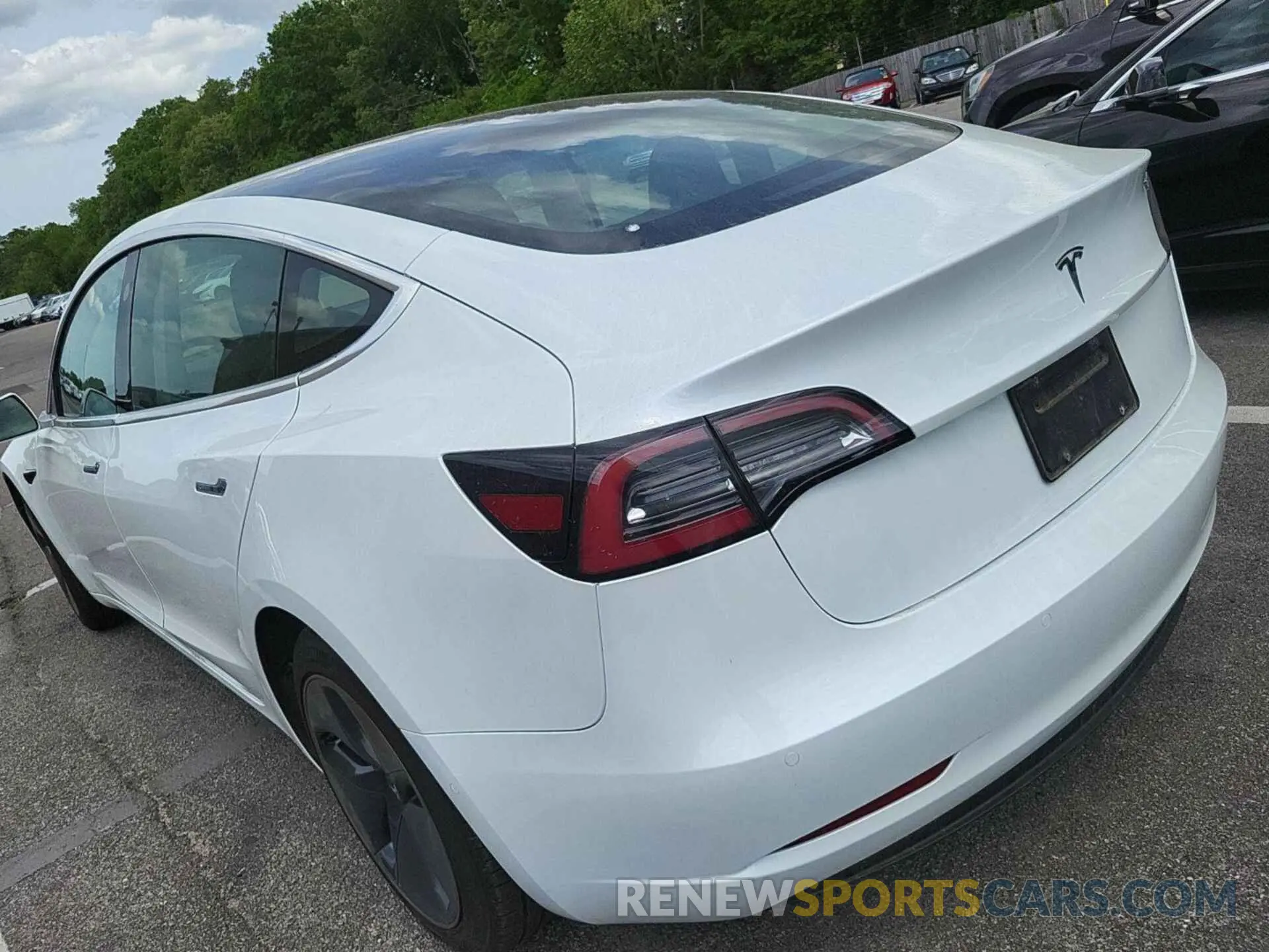 15 Photograph of a damaged car 5YJ3E1EB9LF795103 TESLA MODEL 3 2020