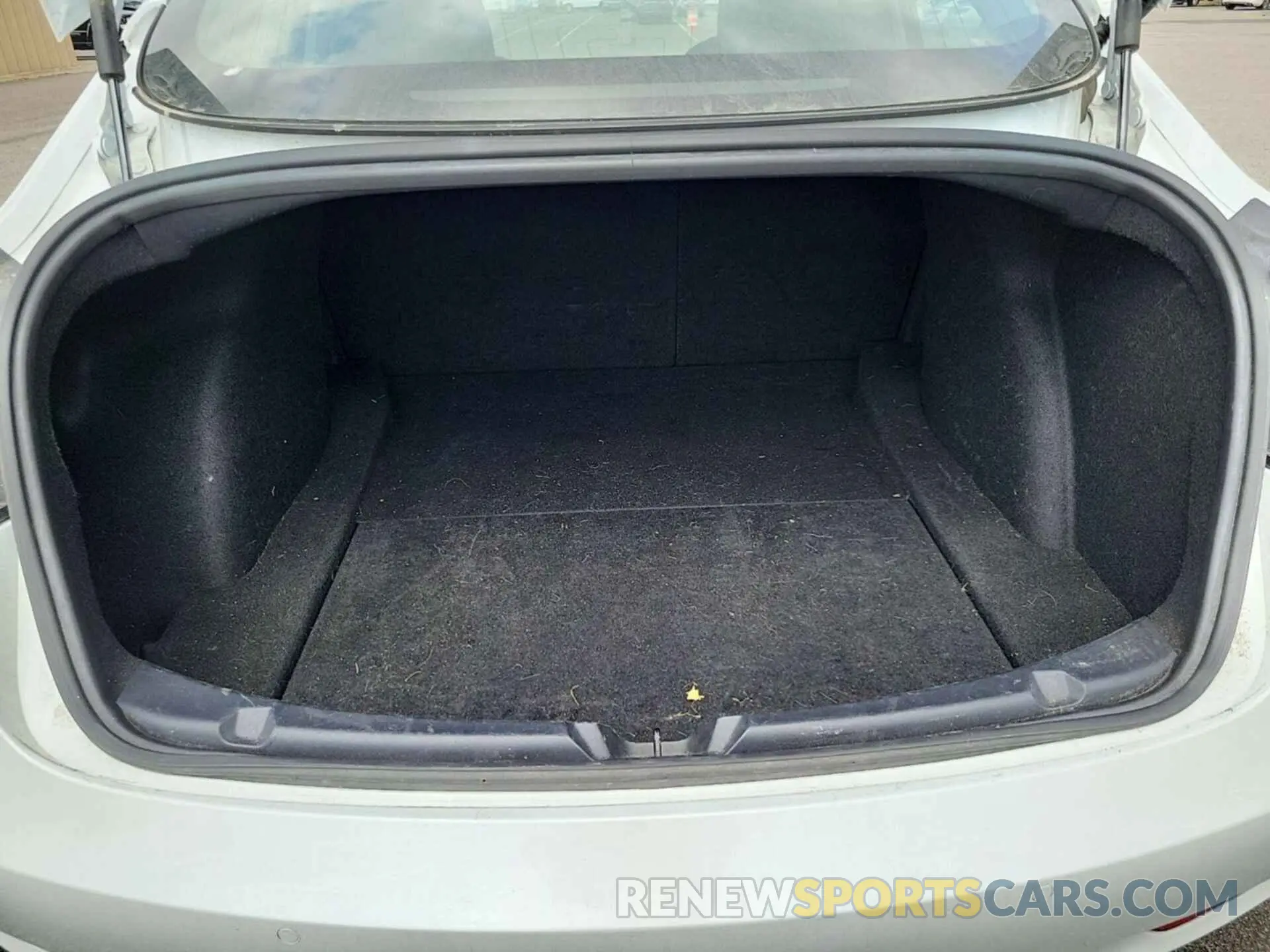 26 Photograph of a damaged car 5YJ3E1EB9LF795103 TESLA MODEL 3 2020