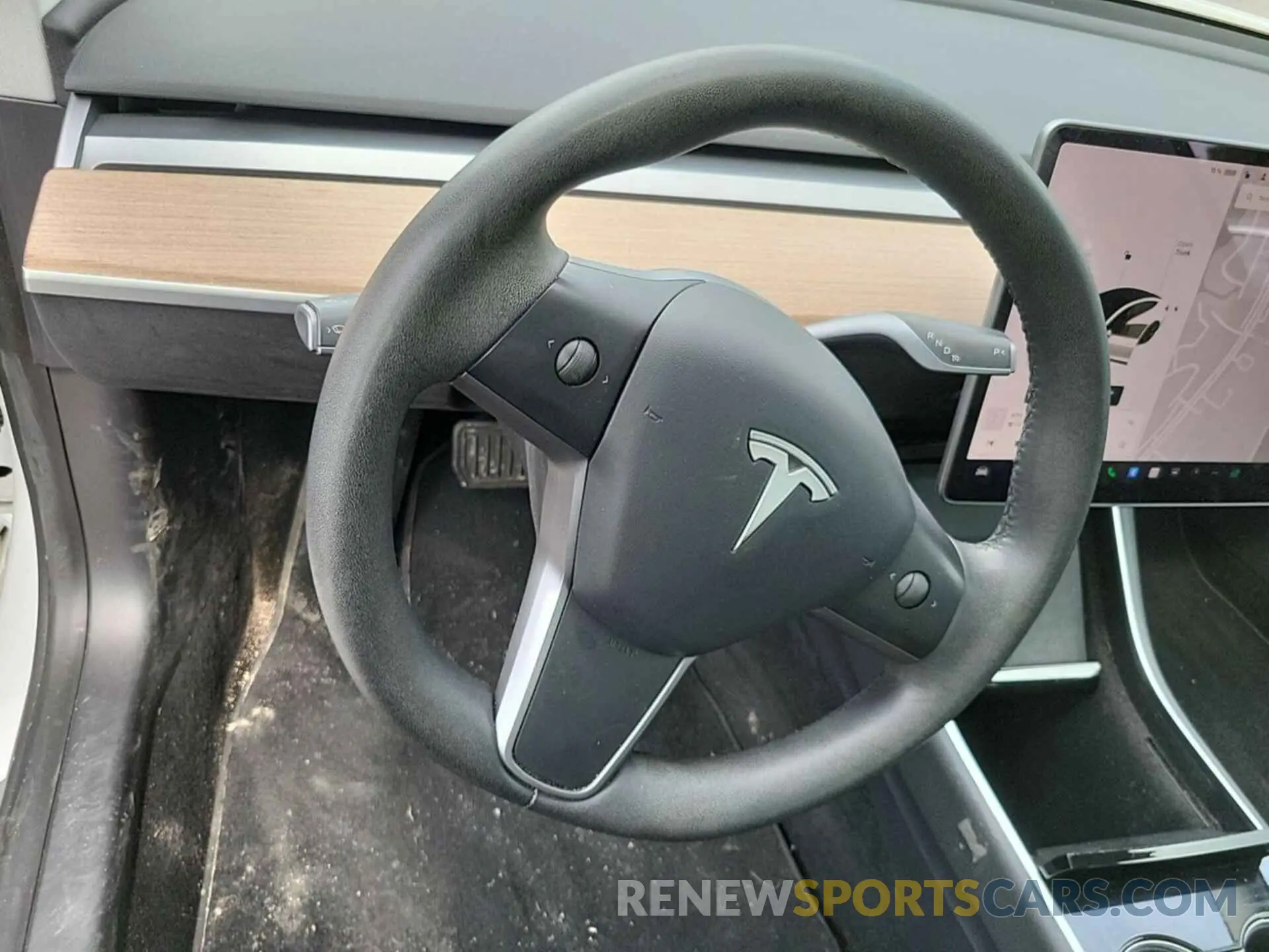 3 Photograph of a damaged car 5YJ3E1EB9LF795103 TESLA MODEL 3 2020