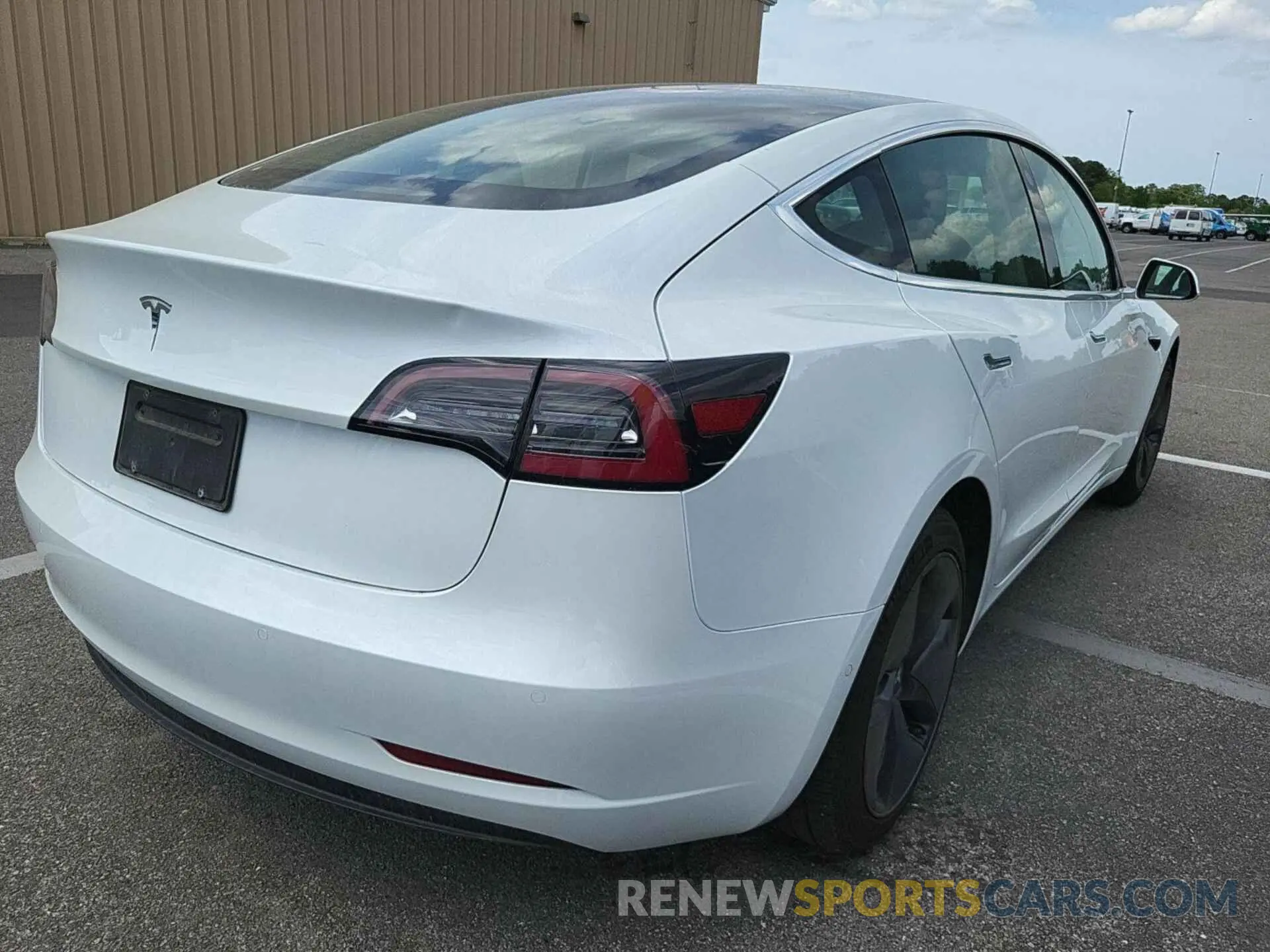 30 Photograph of a damaged car 5YJ3E1EB9LF795103 TESLA MODEL 3 2020