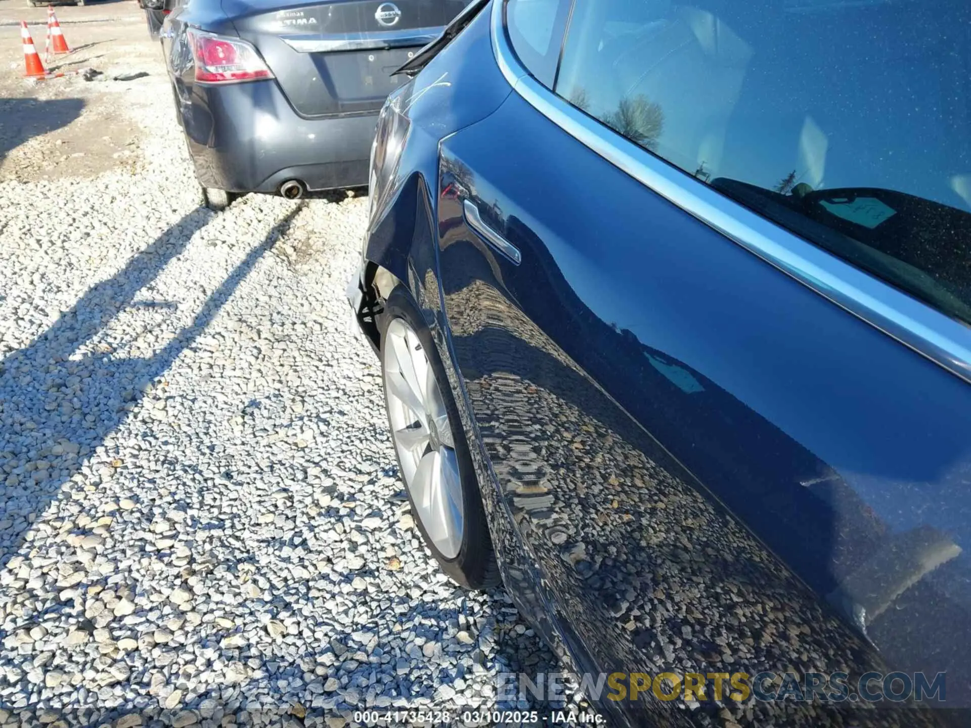 22 Photograph of a damaged car 5YJ3E1EB9LF795408 TESLA MODEL 3 2020