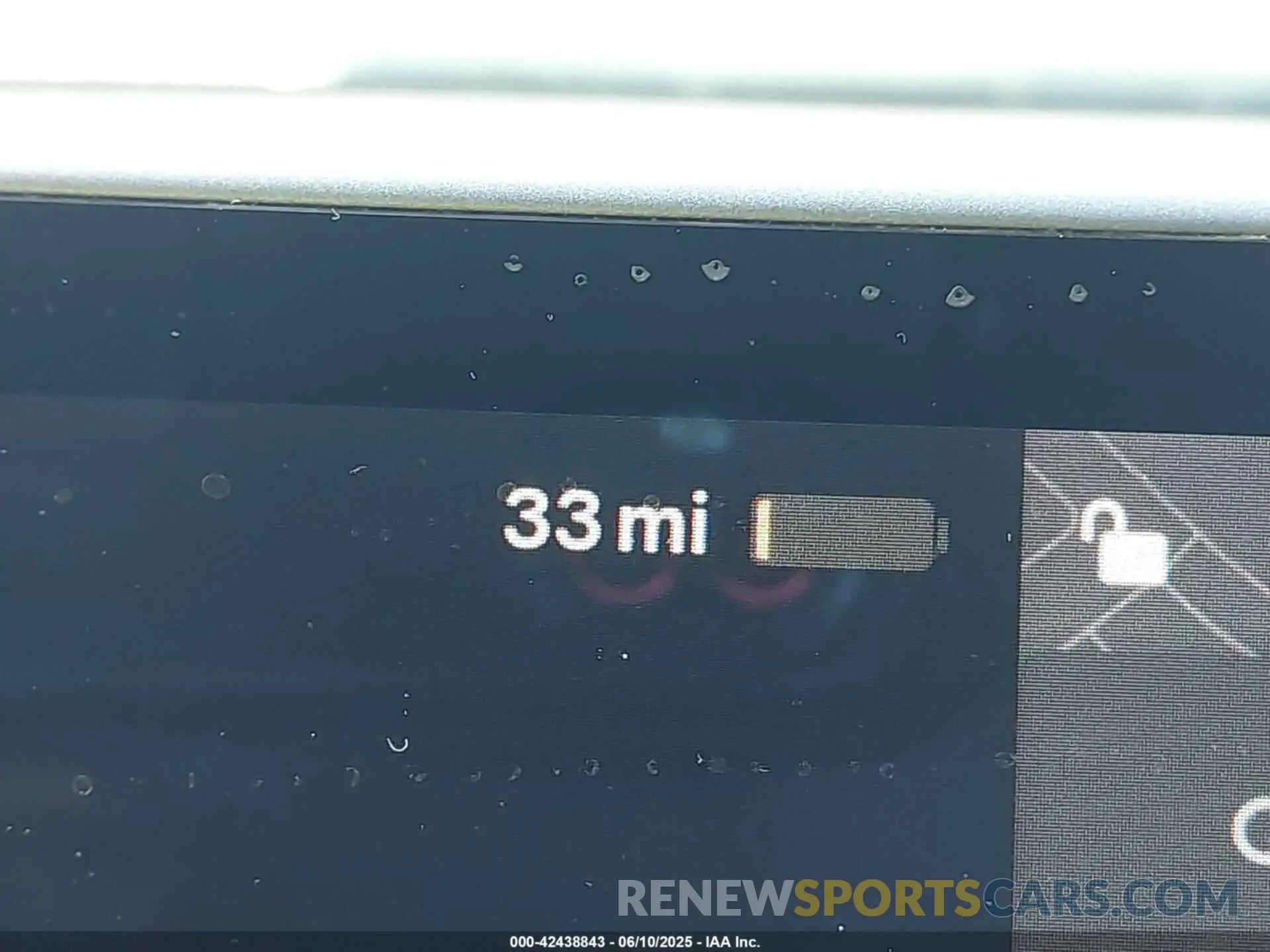 18 Photograph of a damaged car 5YJ3E1EB9LF800400 TESLA MODEL 3 2020