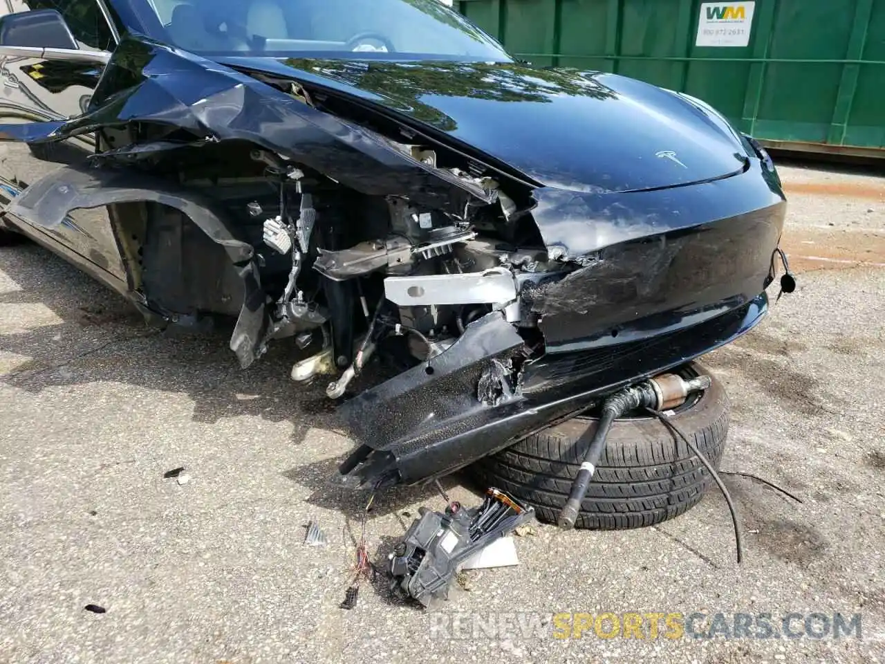 10 Photograph of a damaged car 5YJ3E1EBXLF601016 TESLA MODEL 3 2020