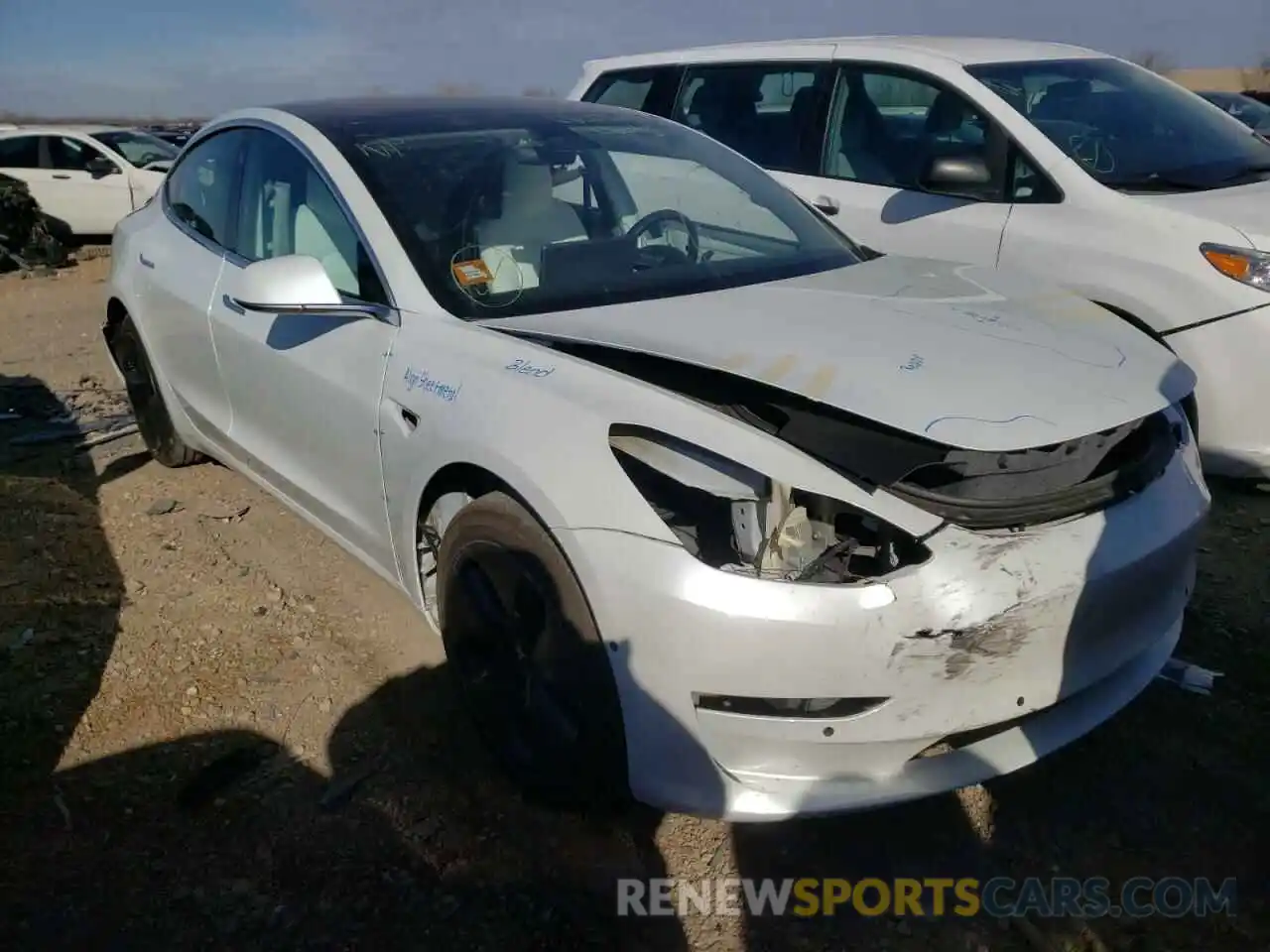 1 Photograph of a damaged car 5YJ3E1EBXLF607009 TESLA MODEL 3 2020