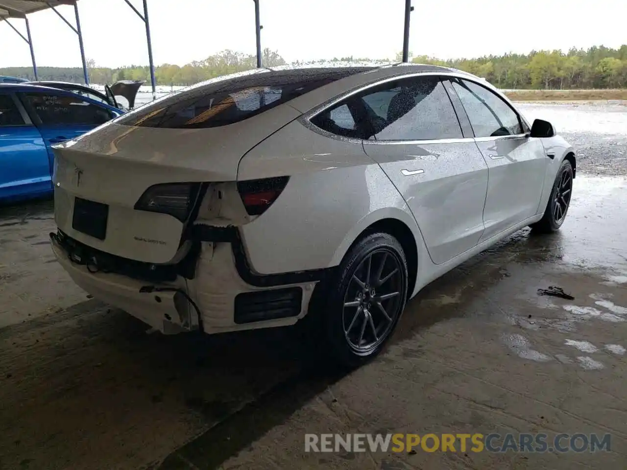 4 Photograph of a damaged car 5YJ3E1EBXLF607043 TESLA MODEL 3 2020