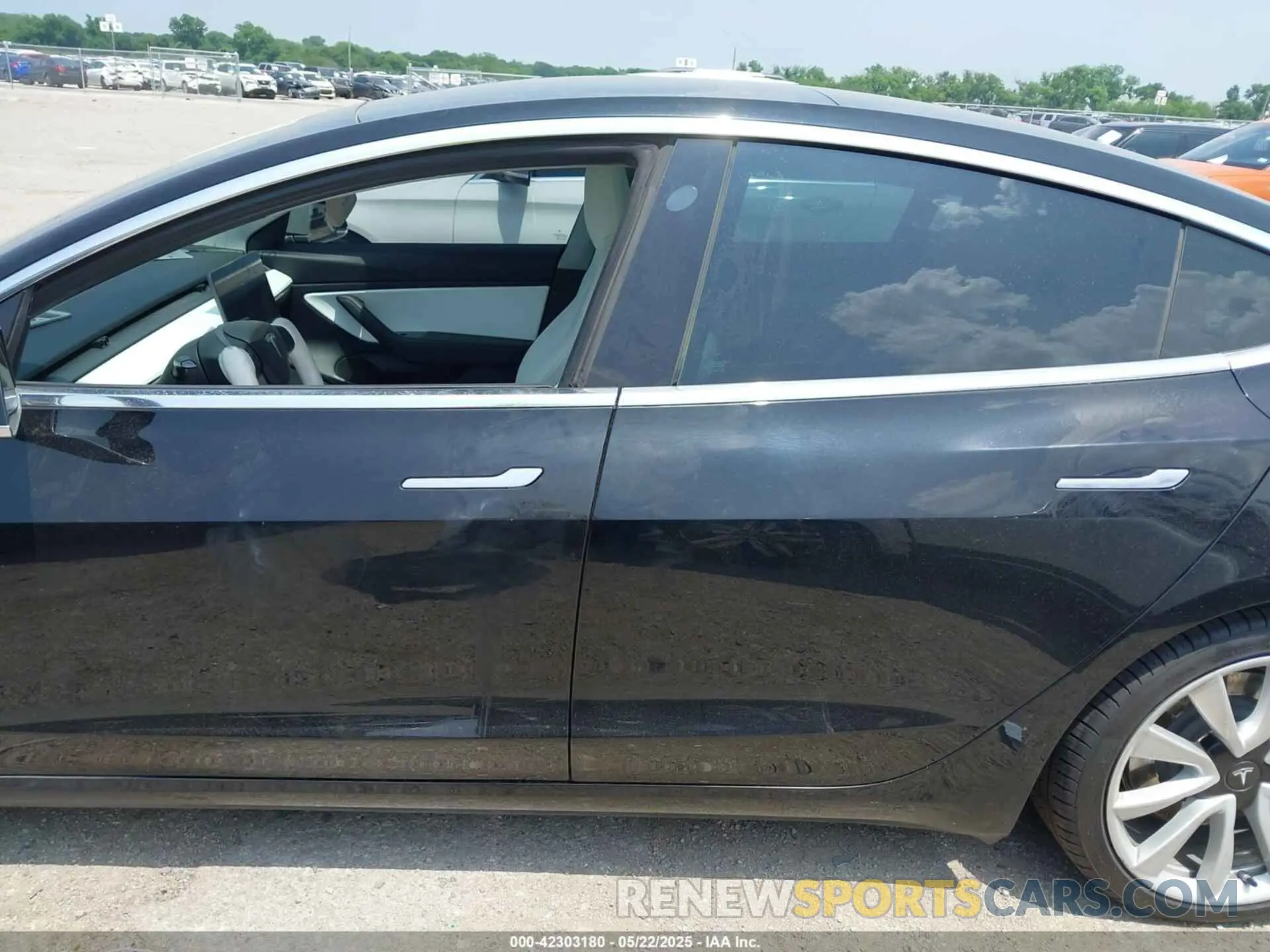 14 Photograph of a damaged car 5YJ3E1EBXLF628720 TESLA MODEL 3 2020