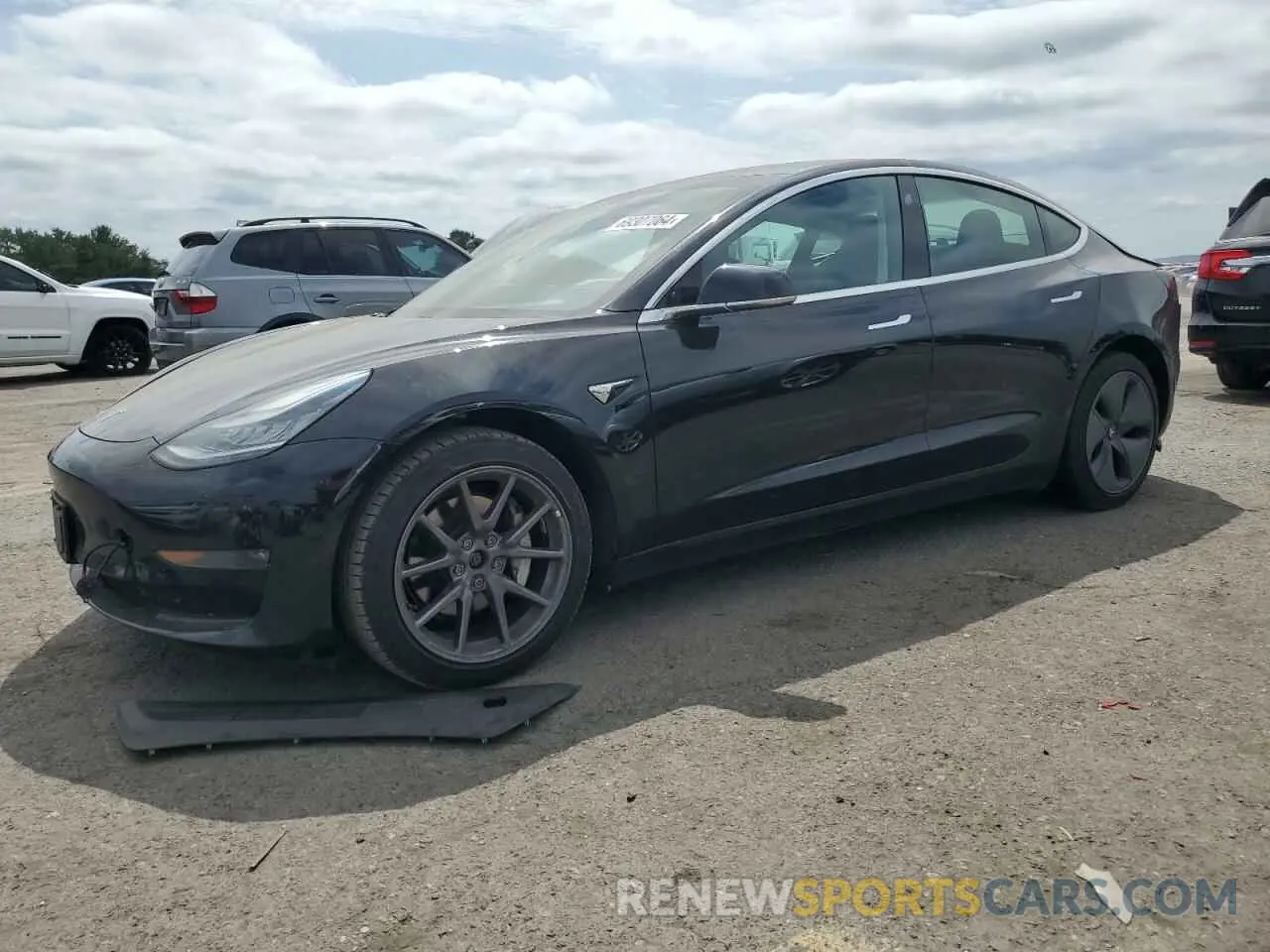 1 Photograph of a damaged car 5YJ3E1EBXLF635036 TESLA MODEL 3 2020