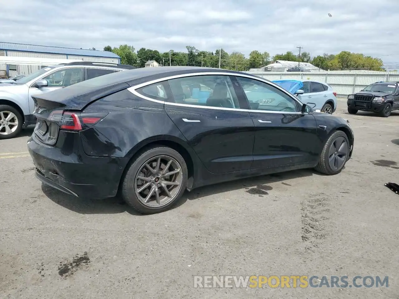3 Photograph of a damaged car 5YJ3E1EBXLF635036 TESLA MODEL 3 2020