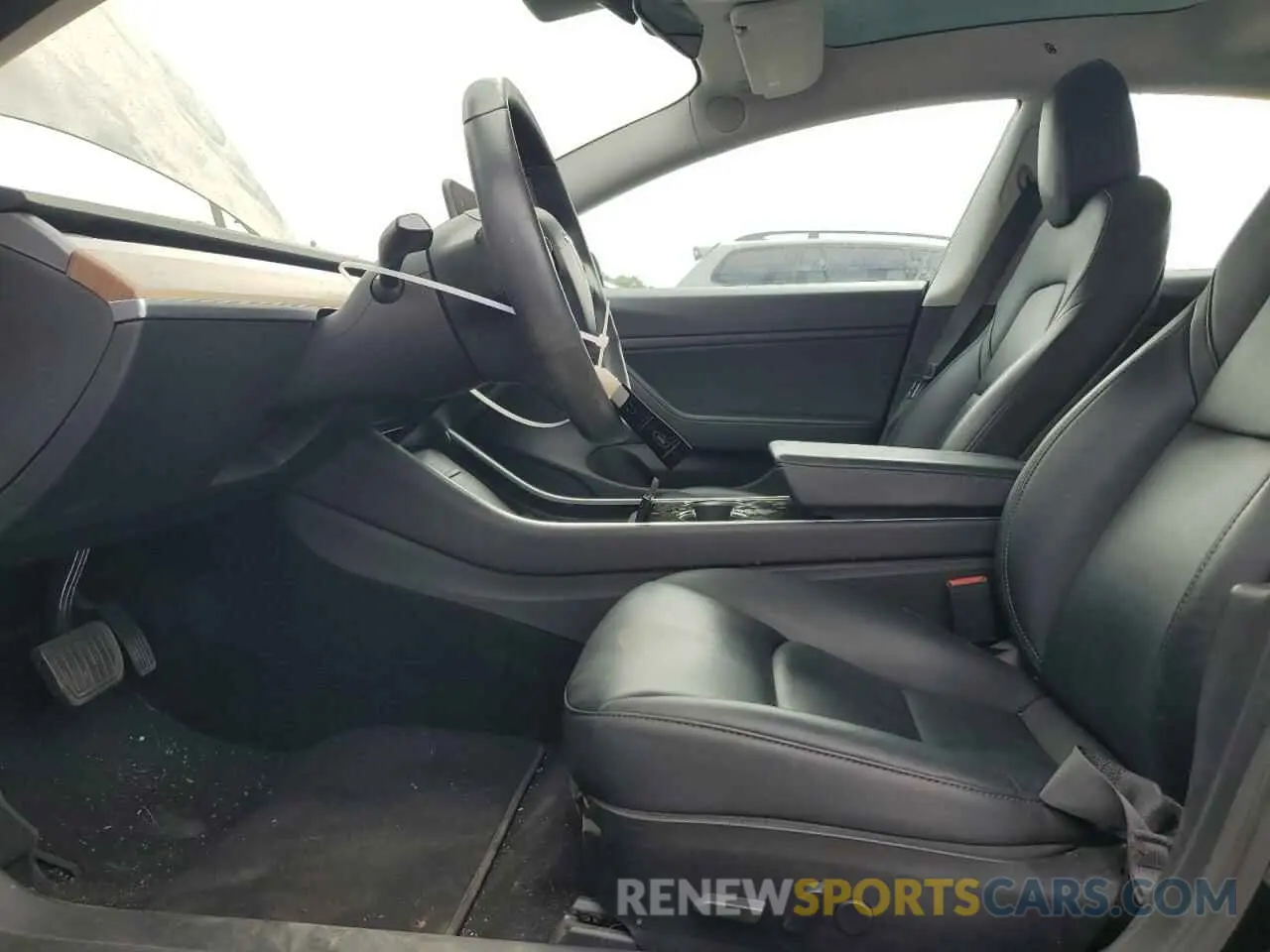 7 Photograph of a damaged car 5YJ3E1EBXLF635036 TESLA MODEL 3 2020