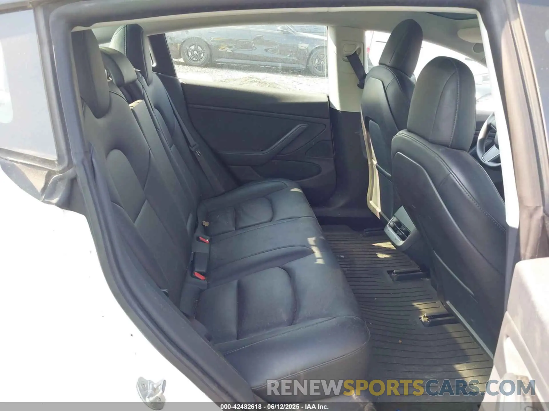 8 Photograph of a damaged car 5YJ3E1EBXLF636848 TESLA MODEL 3 2020
