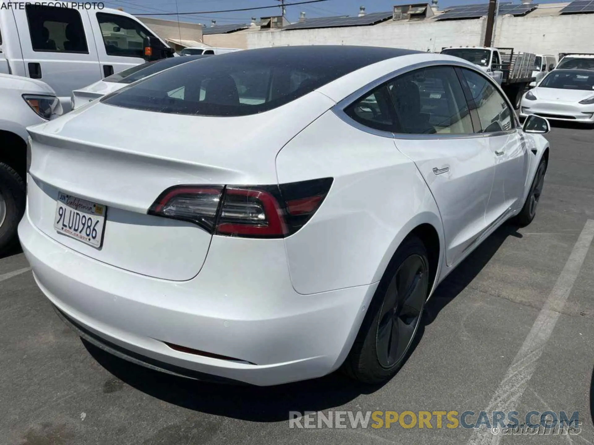 5 Photograph of a damaged car 5YJ3E1EBXLF637112 TESLA MODEL 3 2020