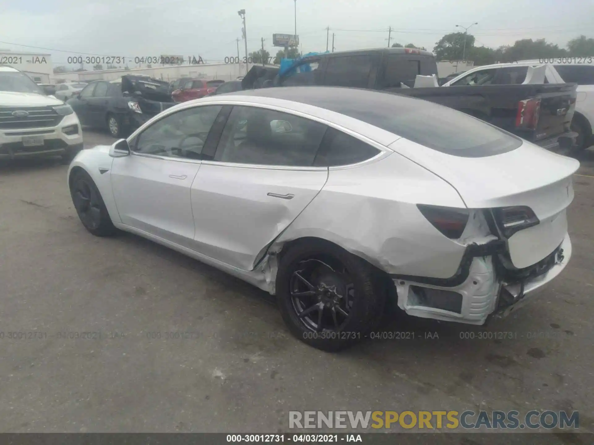 3 Photograph of a damaged car 5YJ3E1EBXLF637417 TESLA MODEL 3 2020