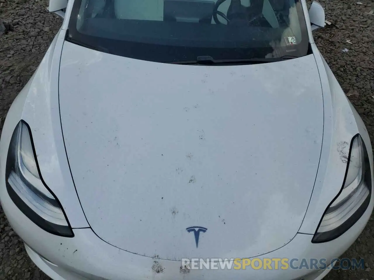 11 Photograph of a damaged car 5YJ3E1EBXLF639667 TESLA MODEL 3 2020
