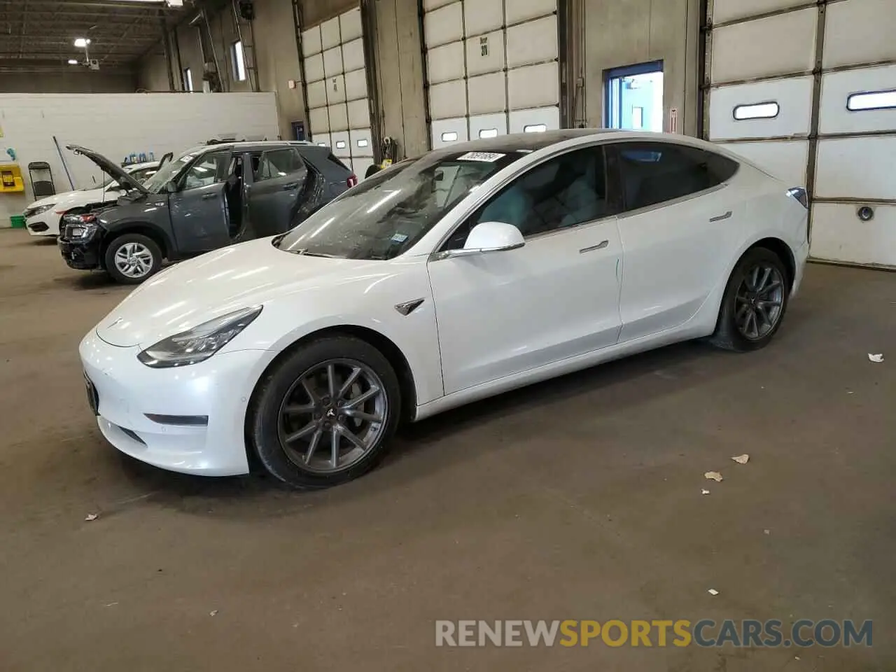 1 Photograph of a damaged car 5YJ3E1EBXLF639670 TESLA MODEL 3 2020