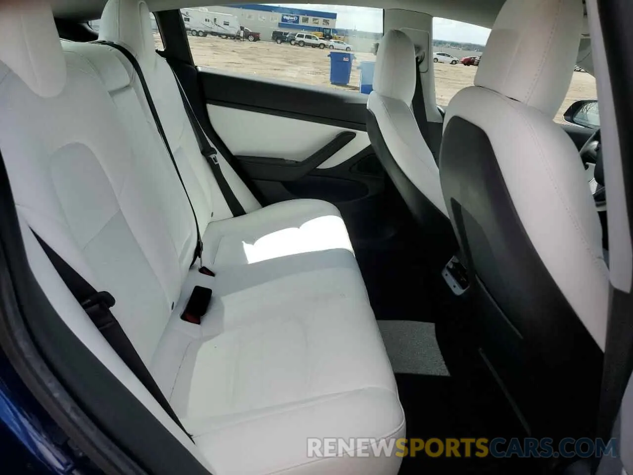 10 Photograph of a damaged car 5YJ3E1EBXLF640303 TESLA MODEL 3 2020