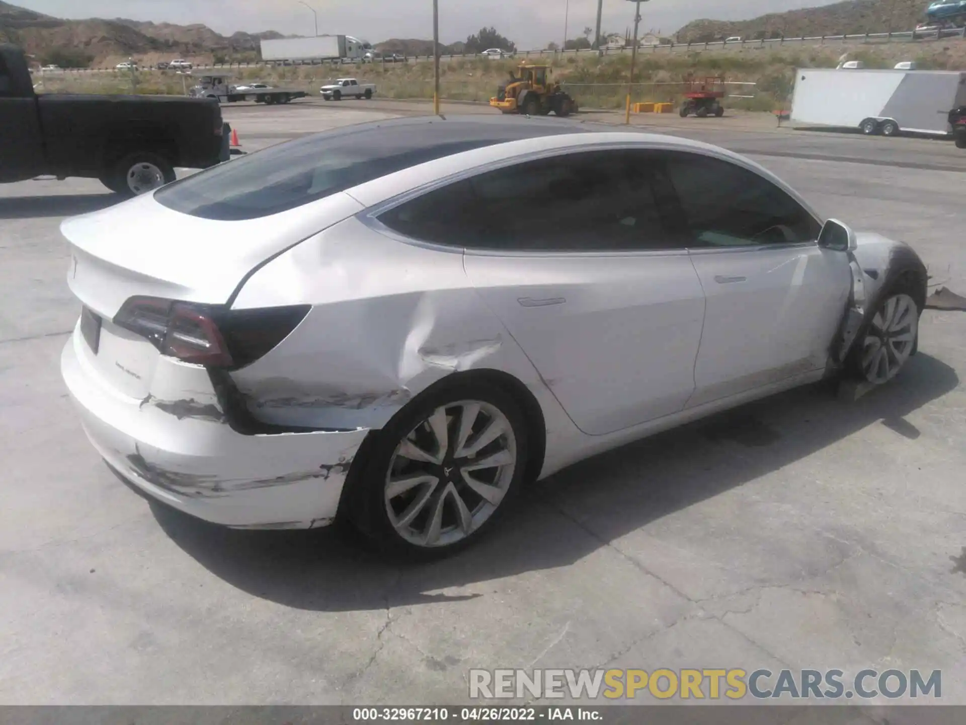 4 Photograph of a damaged car 5YJ3E1EBXLF640642 TESLA MODEL 3 2020