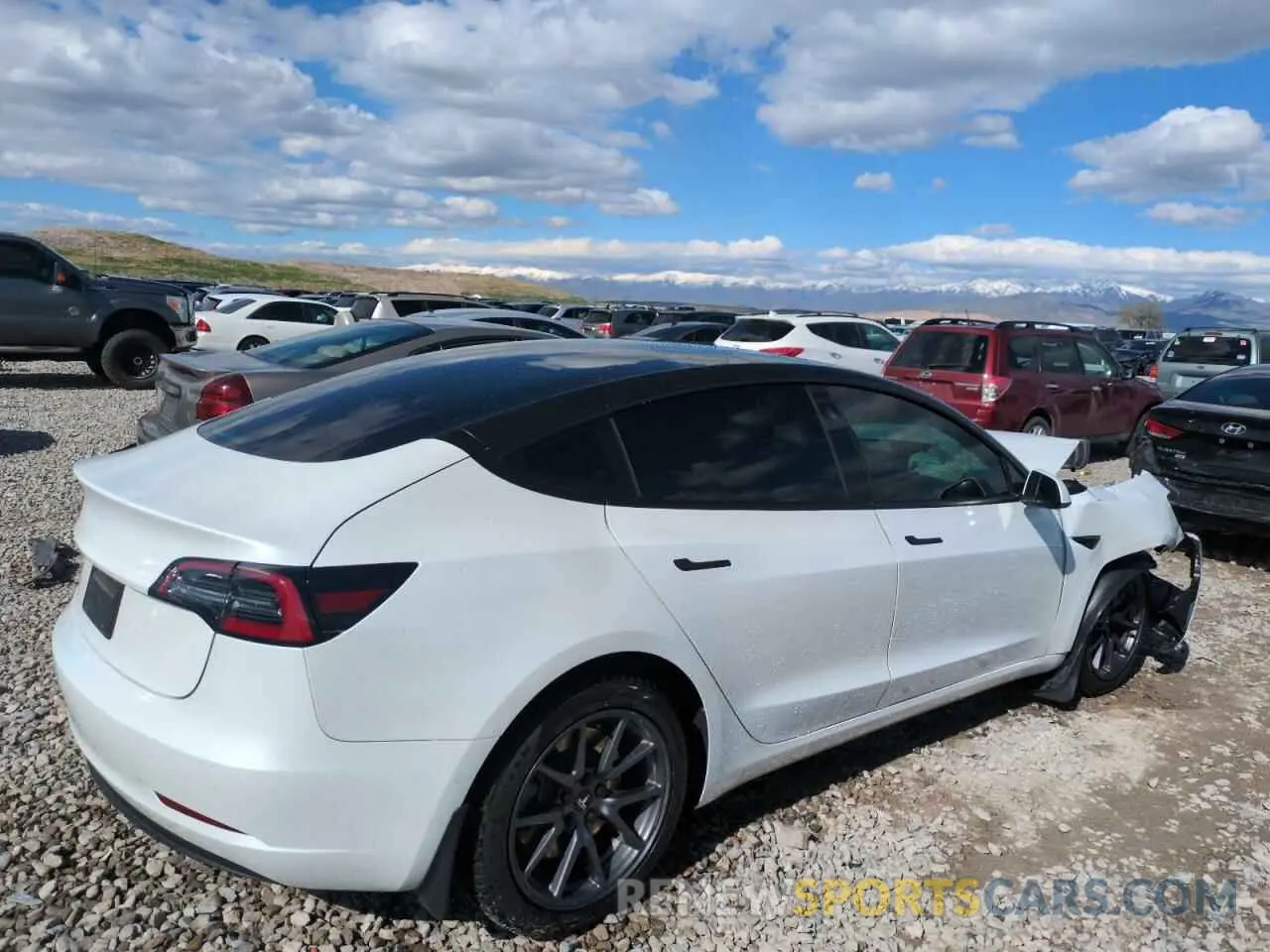 3 Photograph of a damaged car 5YJ3E1EBXLF650510 TESLA MODEL 3 2020