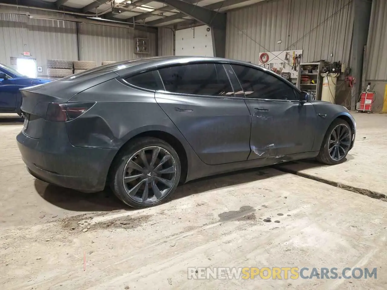 3 Photograph of a damaged car 5YJ3E1EBXLF650801 TESLA MODEL 3 2020