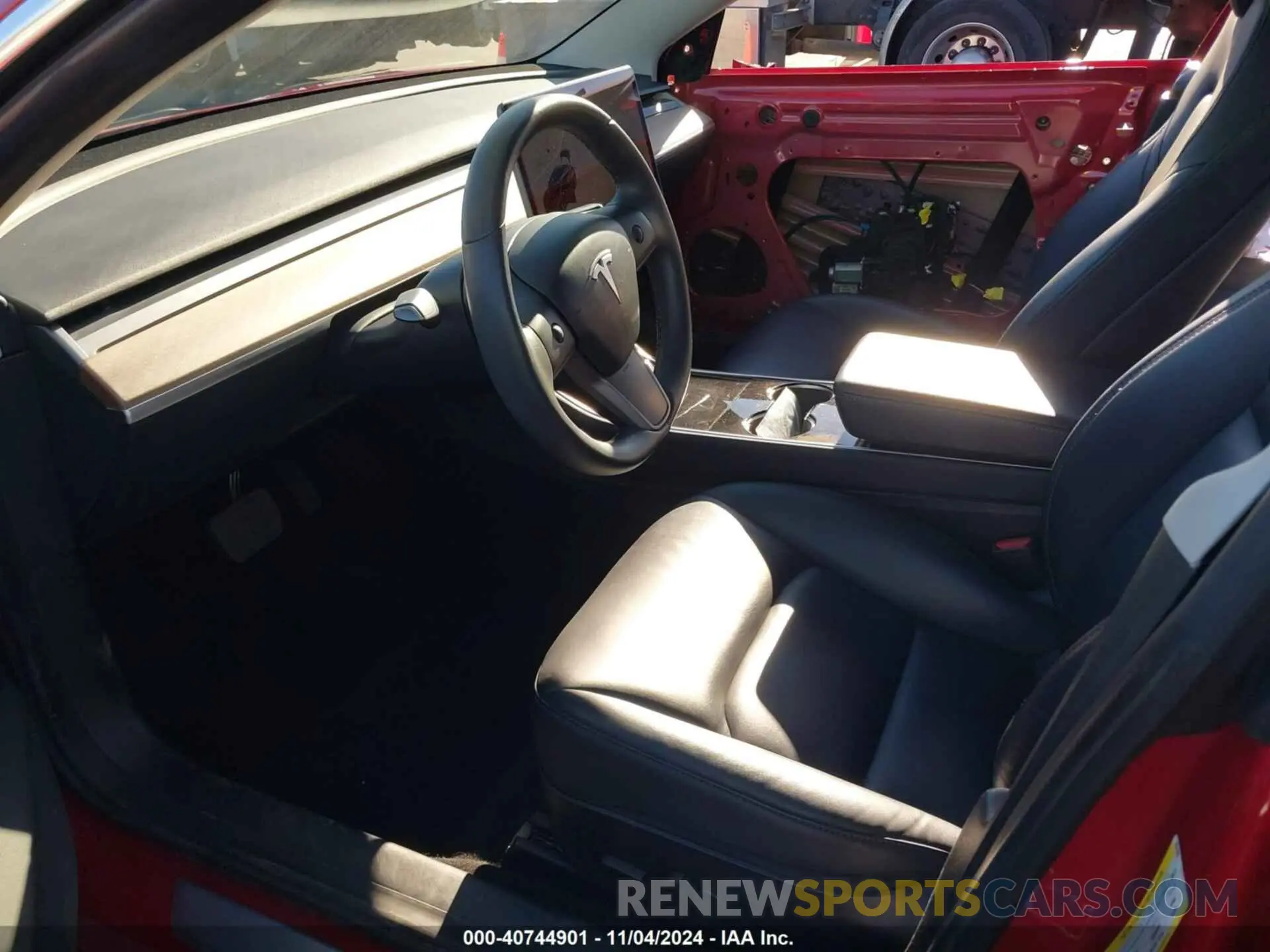 5 Photograph of a damaged car 5YJ3E1EBXLF651026 TESLA MODEL 3 2020