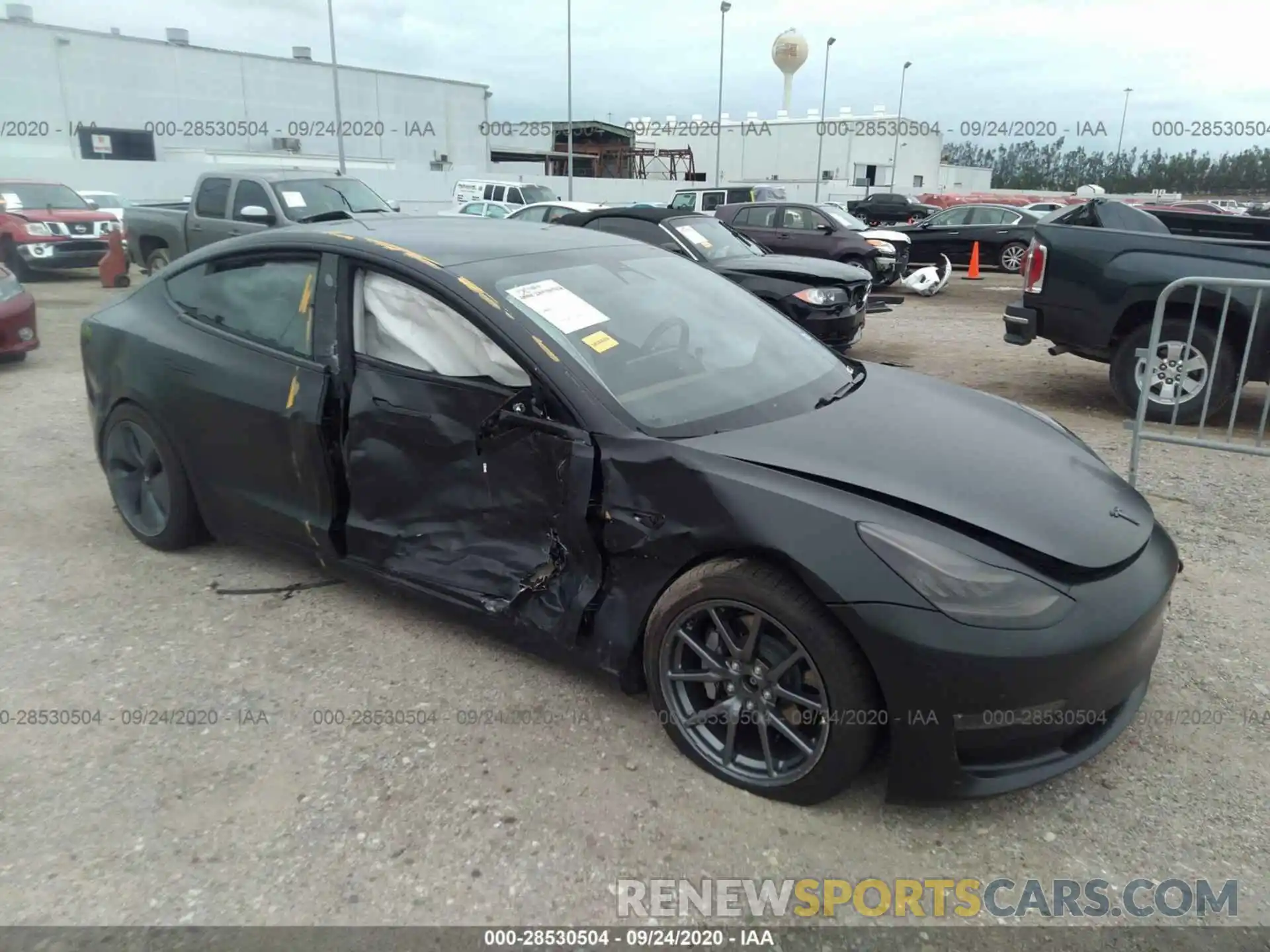 1 Photograph of a damaged car 5YJ3E1EBXLF662754 TESLA MODEL 3 2020