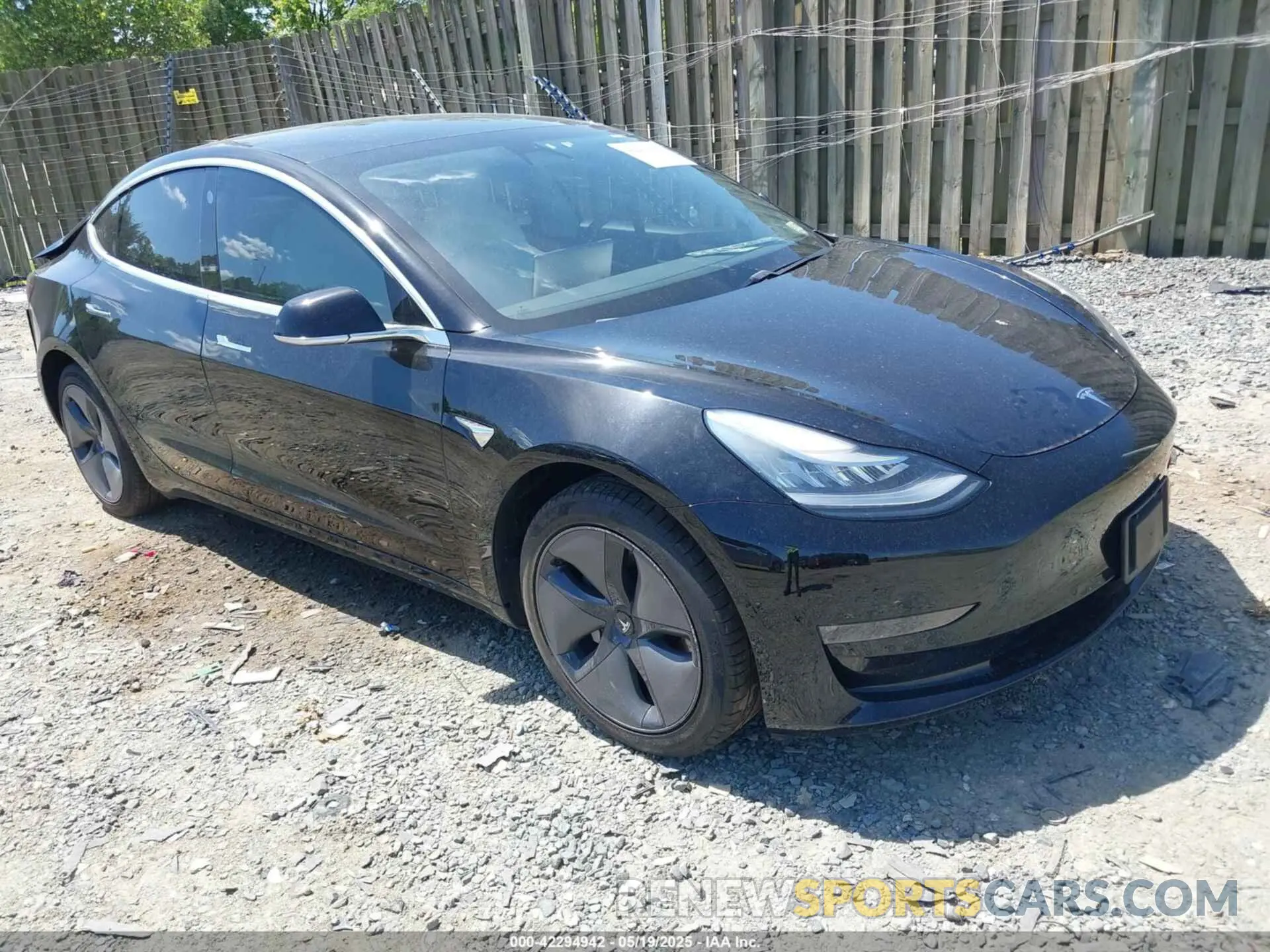 1 Photograph of a damaged car 5YJ3E1EBXLF667792 TESLA MODEL 3 2020