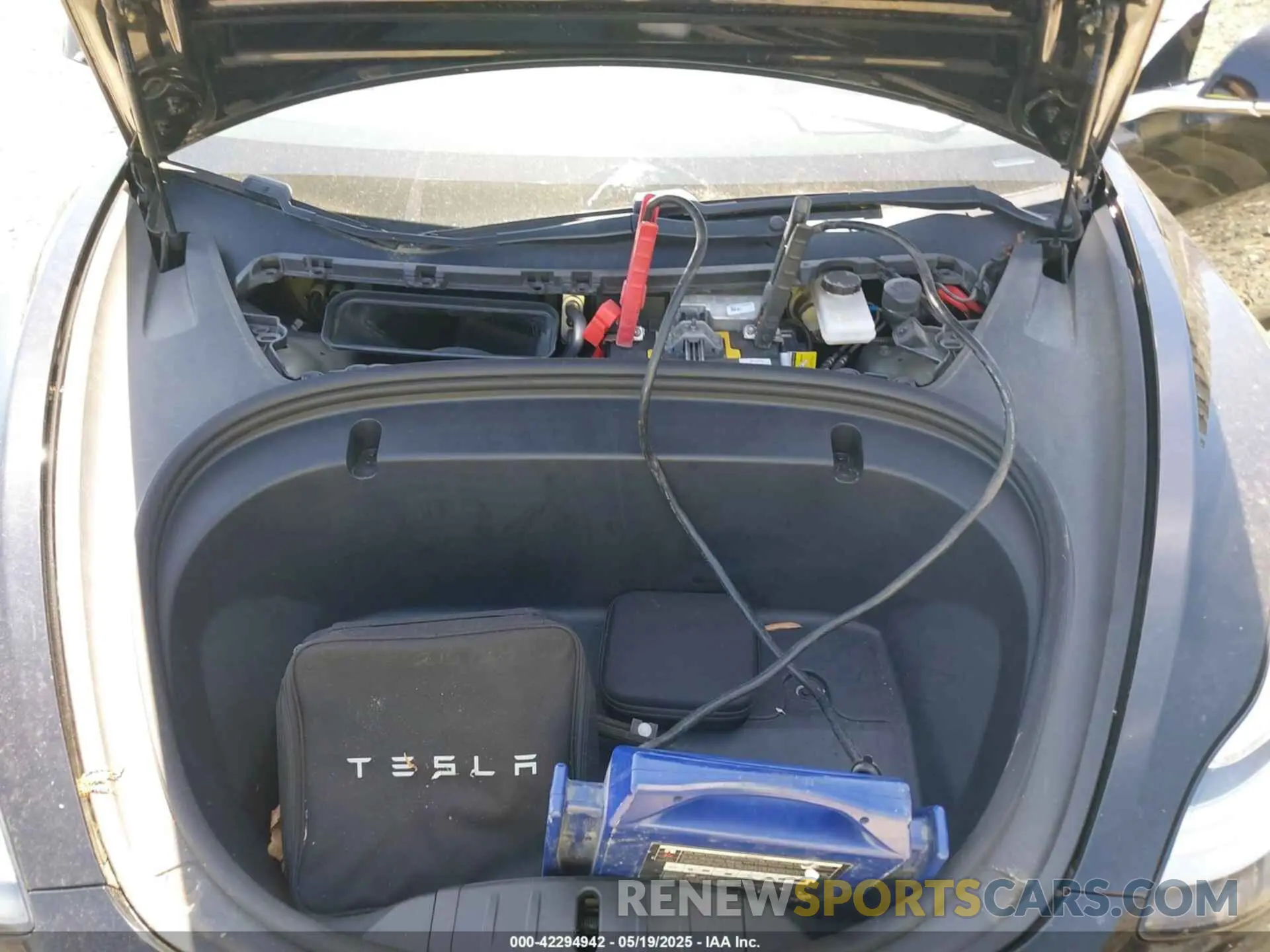 10 Photograph of a damaged car 5YJ3E1EBXLF667792 TESLA MODEL 3 2020