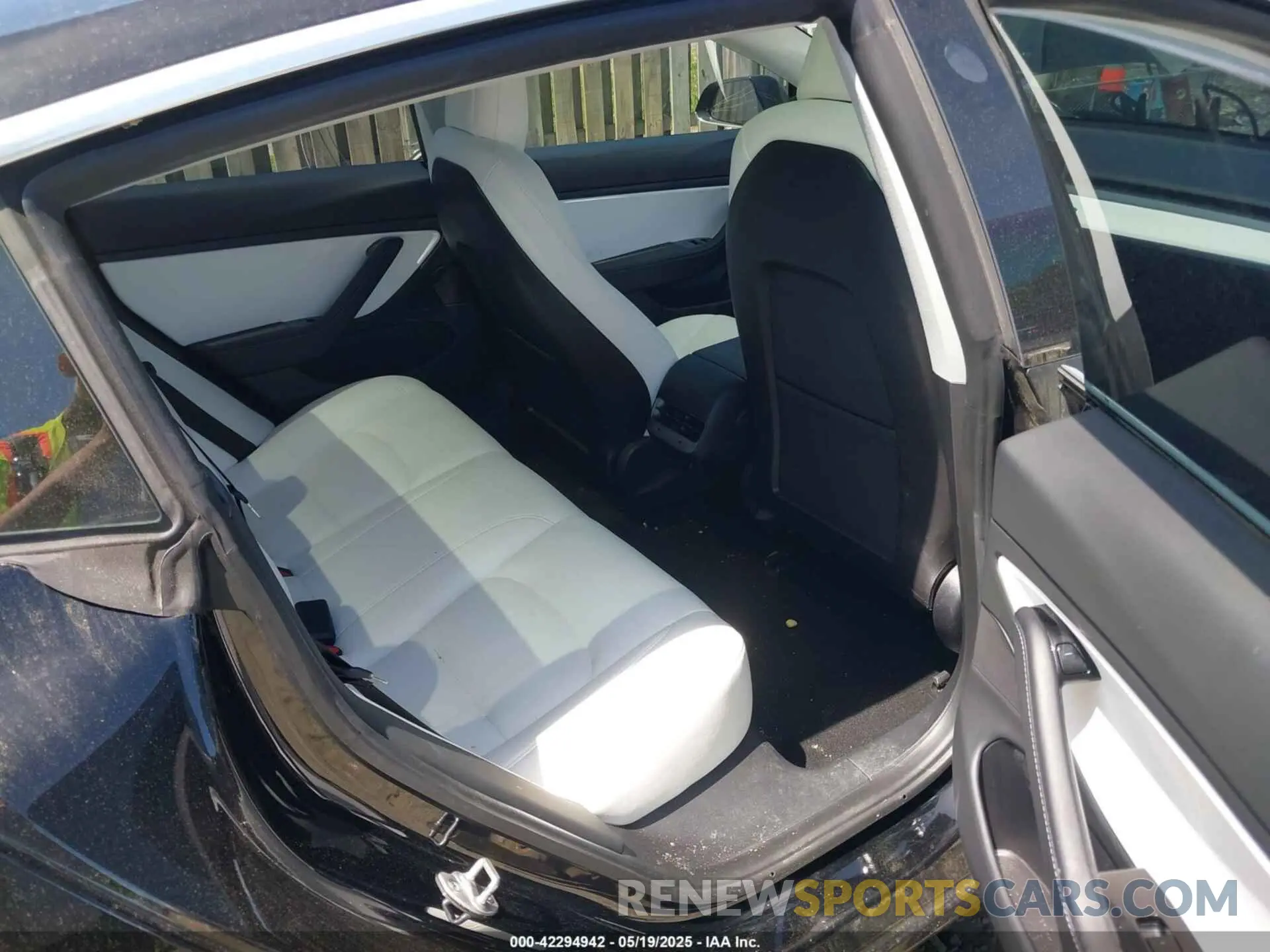 8 Photograph of a damaged car 5YJ3E1EBXLF667792 TESLA MODEL 3 2020