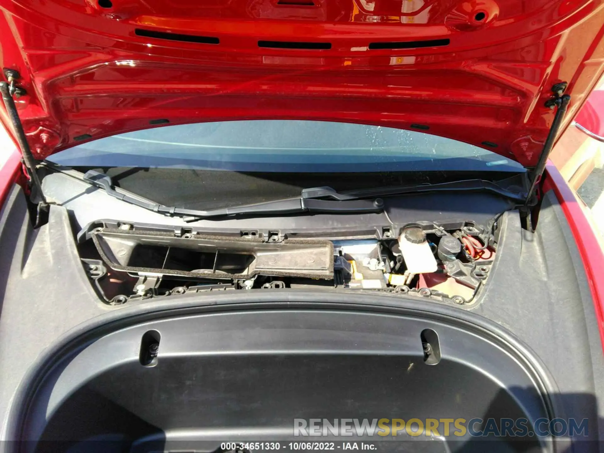 10 Photograph of a damaged car 5YJ3E1EBXLF669042 TESLA MODEL 3 2020