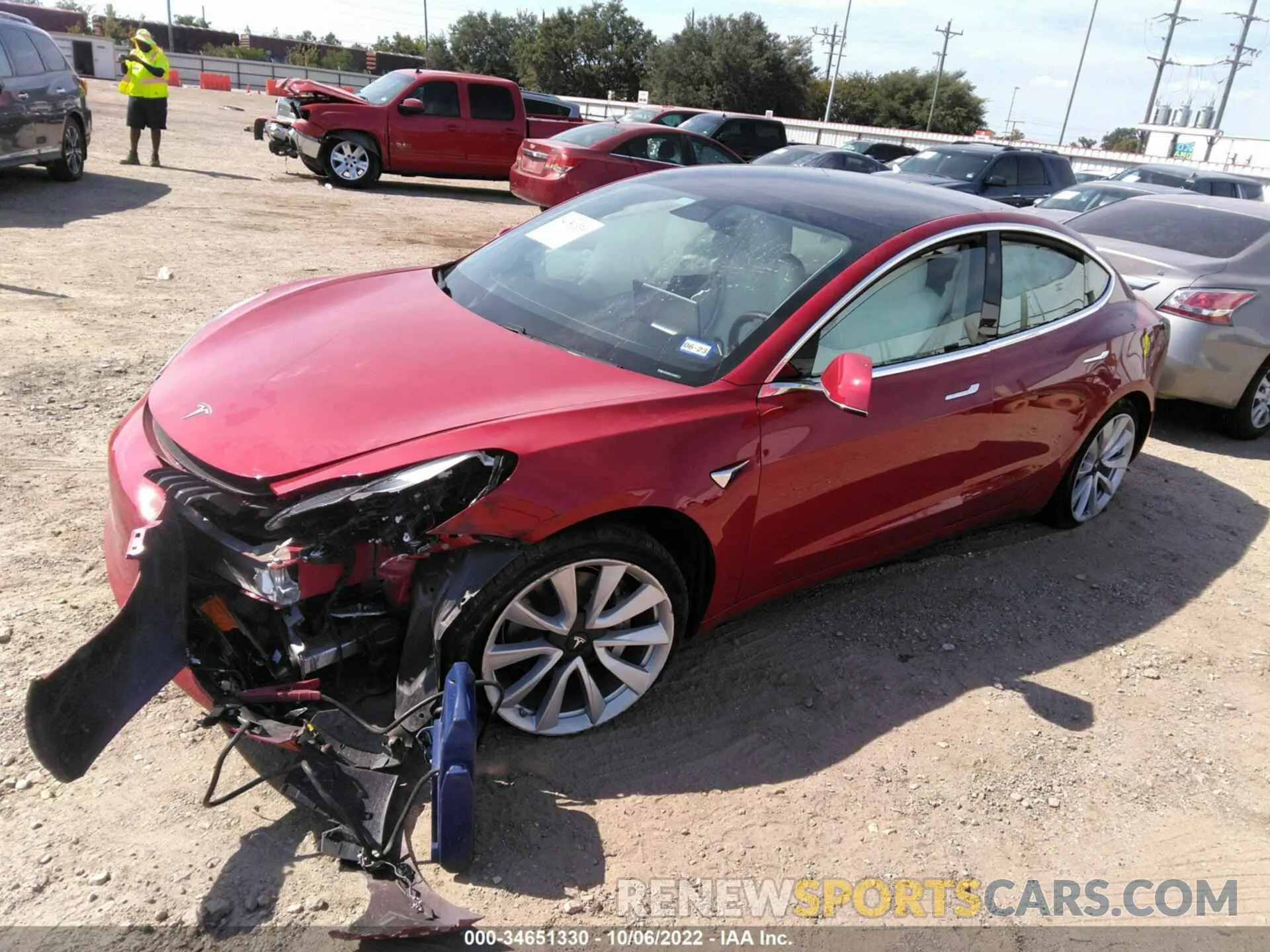 2 Photograph of a damaged car 5YJ3E1EBXLF669042 TESLA MODEL 3 2020