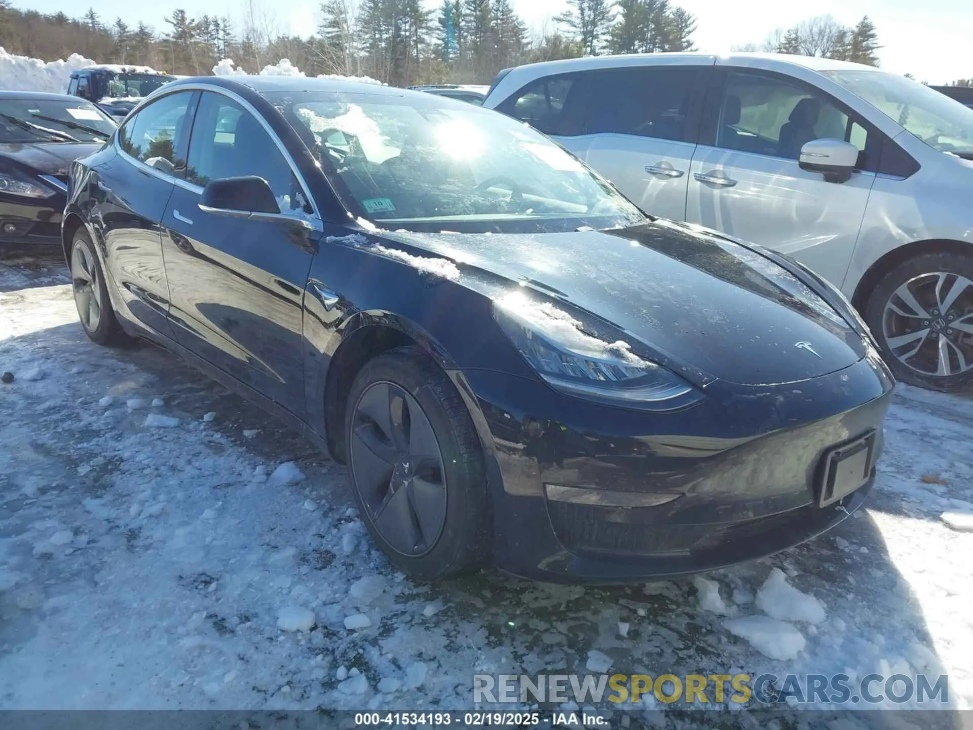 1 Photograph of a damaged car 5YJ3E1EBXLF710463 TESLA MODEL 3 2020