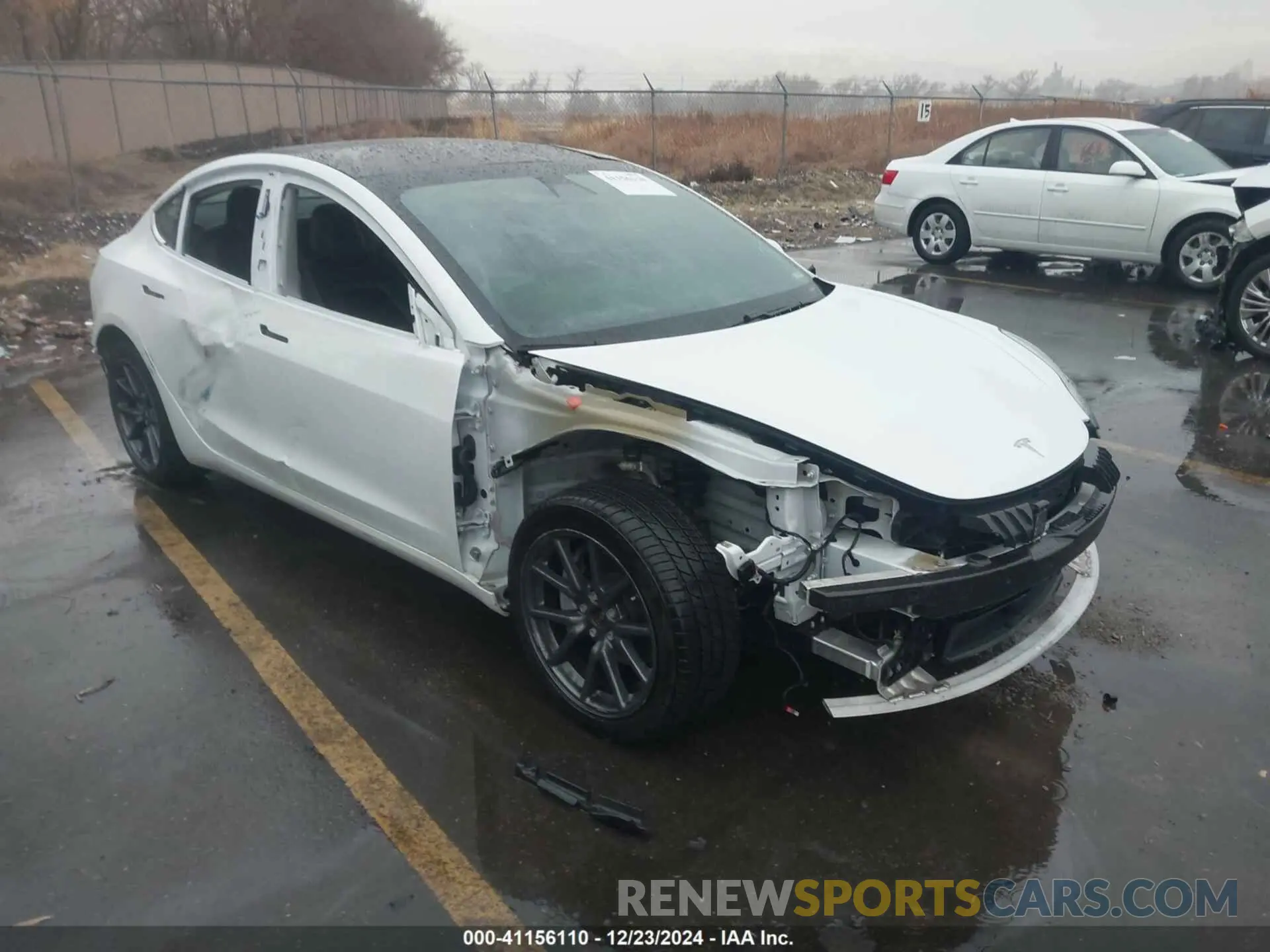 1 Photograph of a damaged car 5YJ3E1EBXLF711483 TESLA MODEL 3 2020