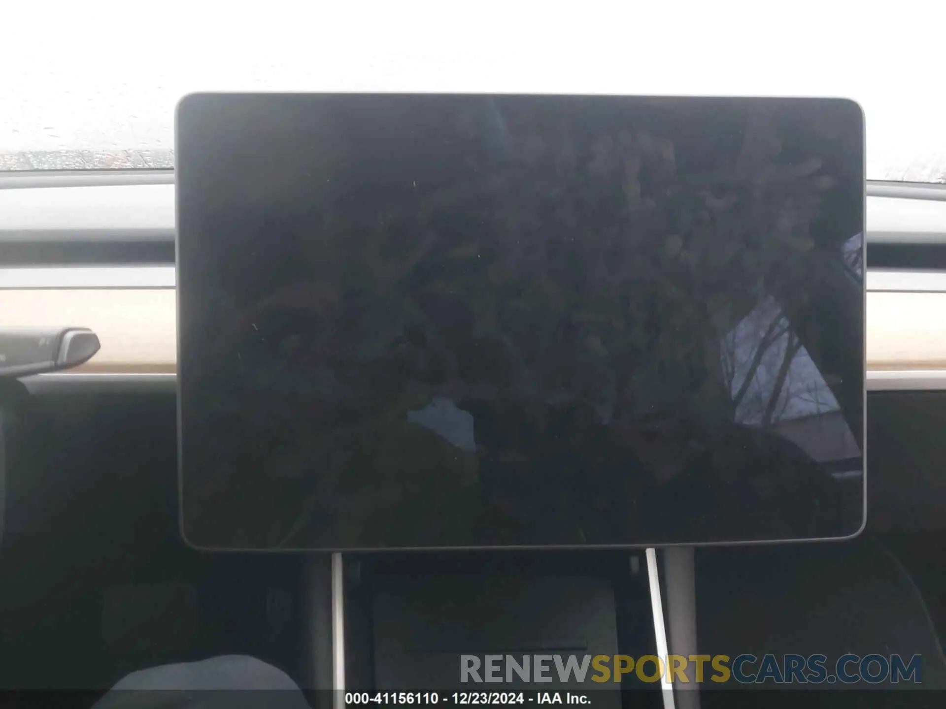 17 Photograph of a damaged car 5YJ3E1EBXLF711483 TESLA MODEL 3 2020