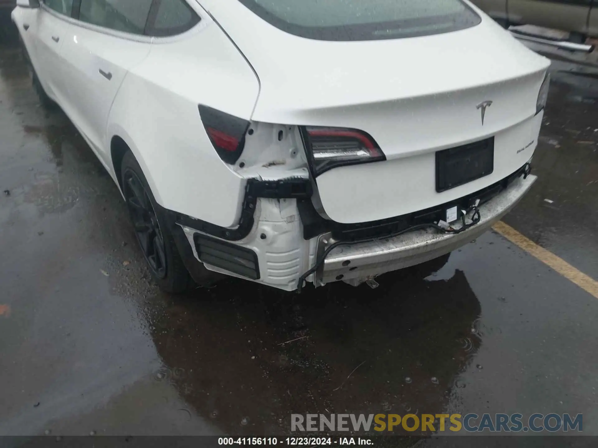 21 Photograph of a damaged car 5YJ3E1EBXLF711483 TESLA MODEL 3 2020