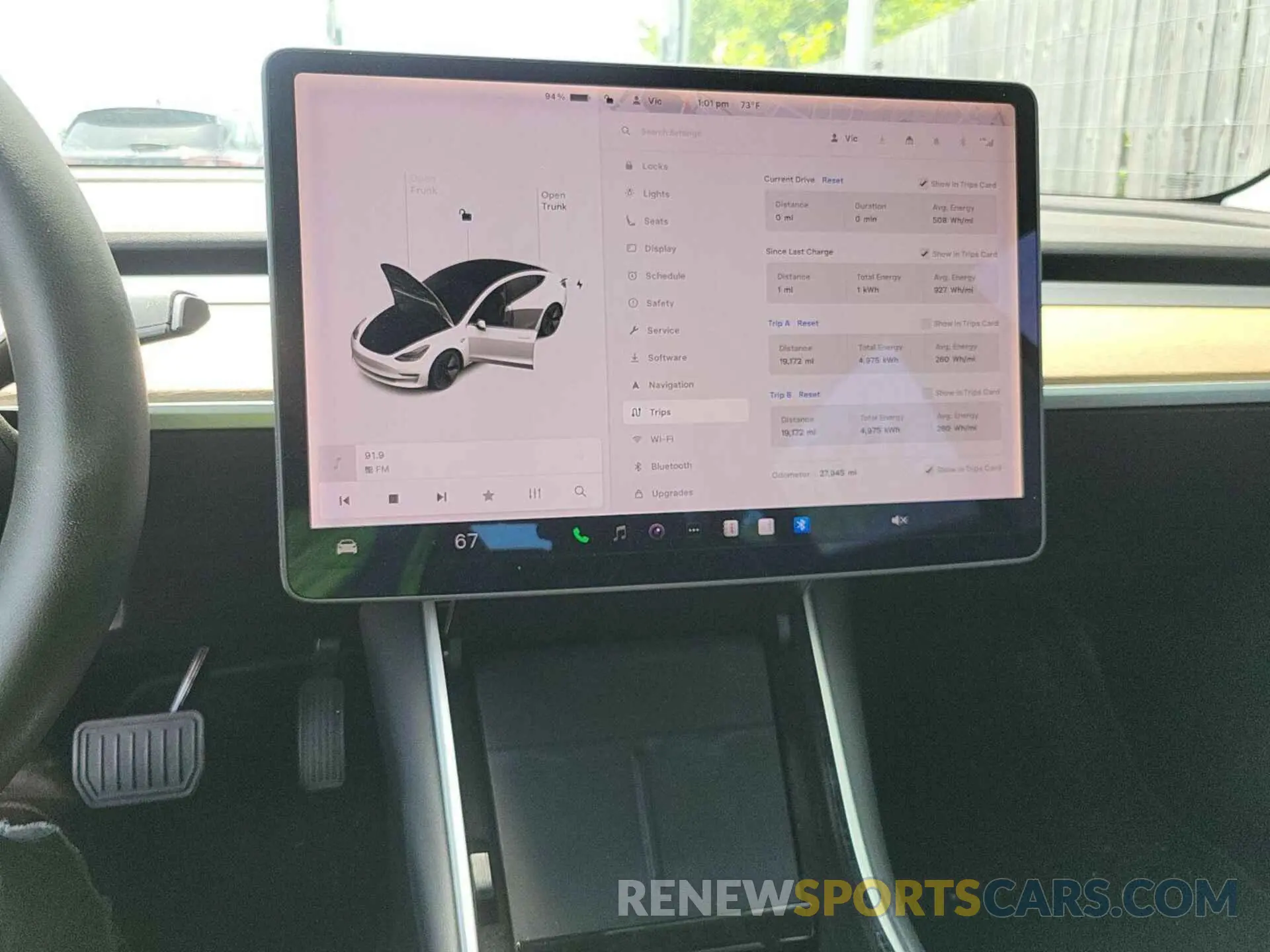 10 Photograph of a damaged car 5YJ3E1EBXLF795045 TESLA MODEL 3 2020