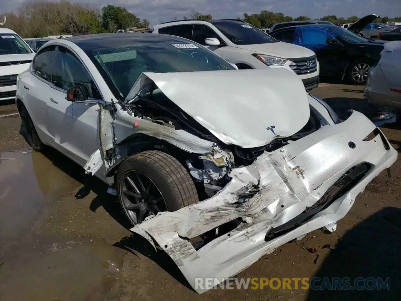 1 Photograph of a damaged car 5YJ3E1EBXLF795854 TESLA MODEL 3 2020