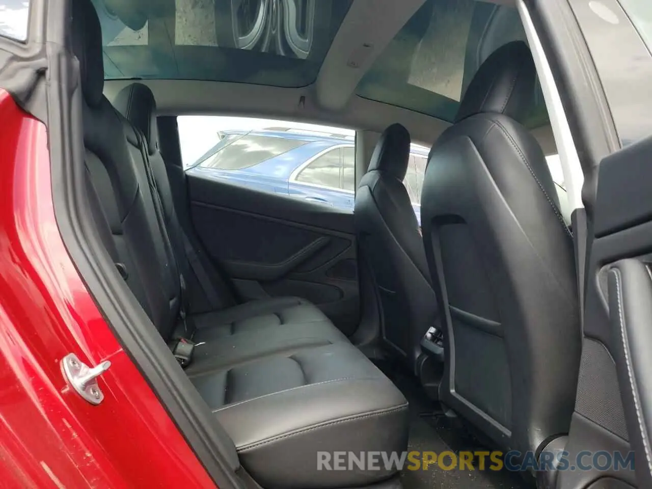 10 Photograph of a damaged car 5YJ3E1EBXLF800874 TESLA MODEL 3 2020