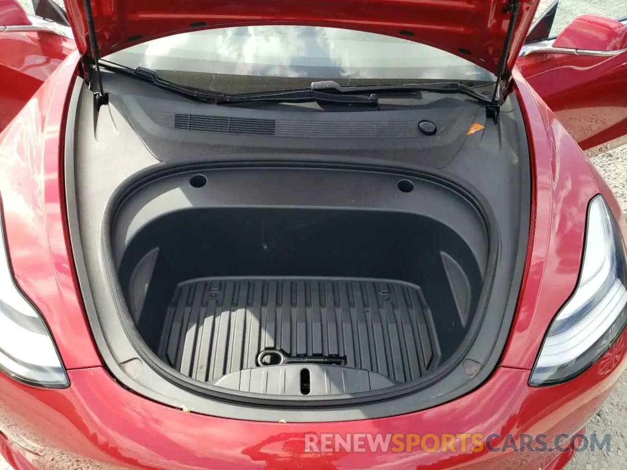 11 Photograph of a damaged car 5YJ3E1EBXLF800874 TESLA MODEL 3 2020
