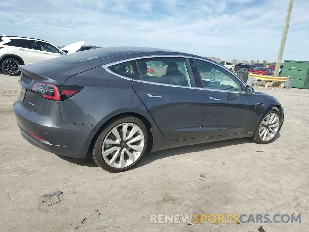 3 Photograph of a damaged car 5YJ3E1EBXLF807744 TESLA MODEL 3 2020