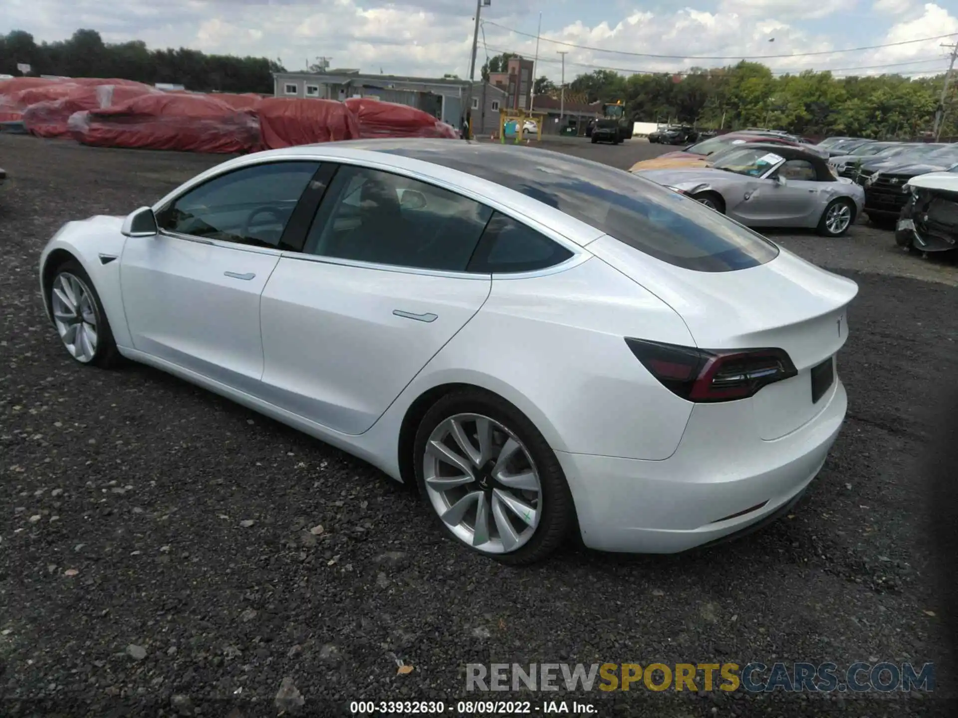 3 Photograph of a damaged car 5YJ3E1EC0LF587104 TESLA MODEL 3 2020